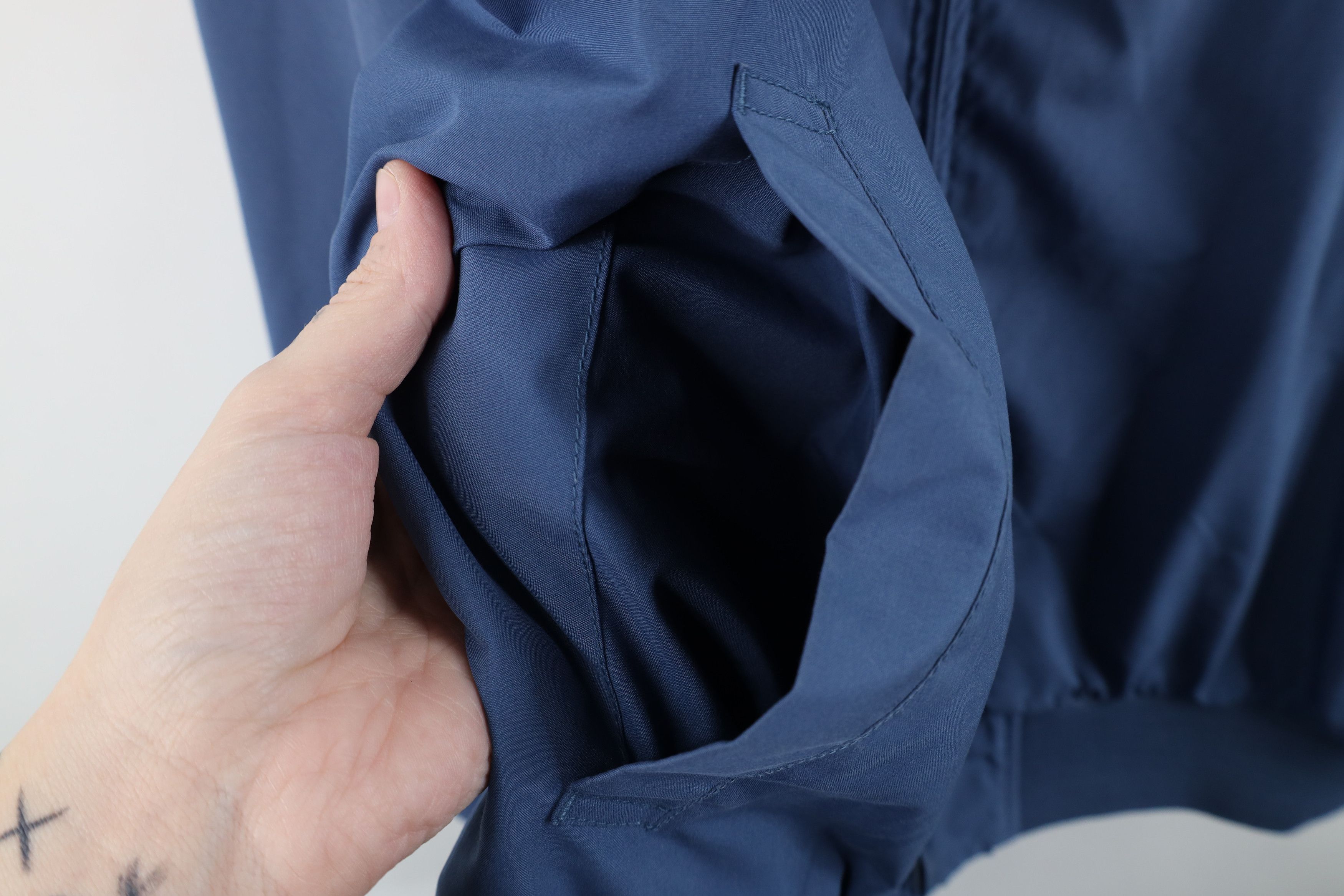 Tommy Hilfiger Vintage 90s Tommy Hilfiger Microfiber Bomber Jacket Blue Size US L / EU 52-54 / 3 - 8 Thumbnail