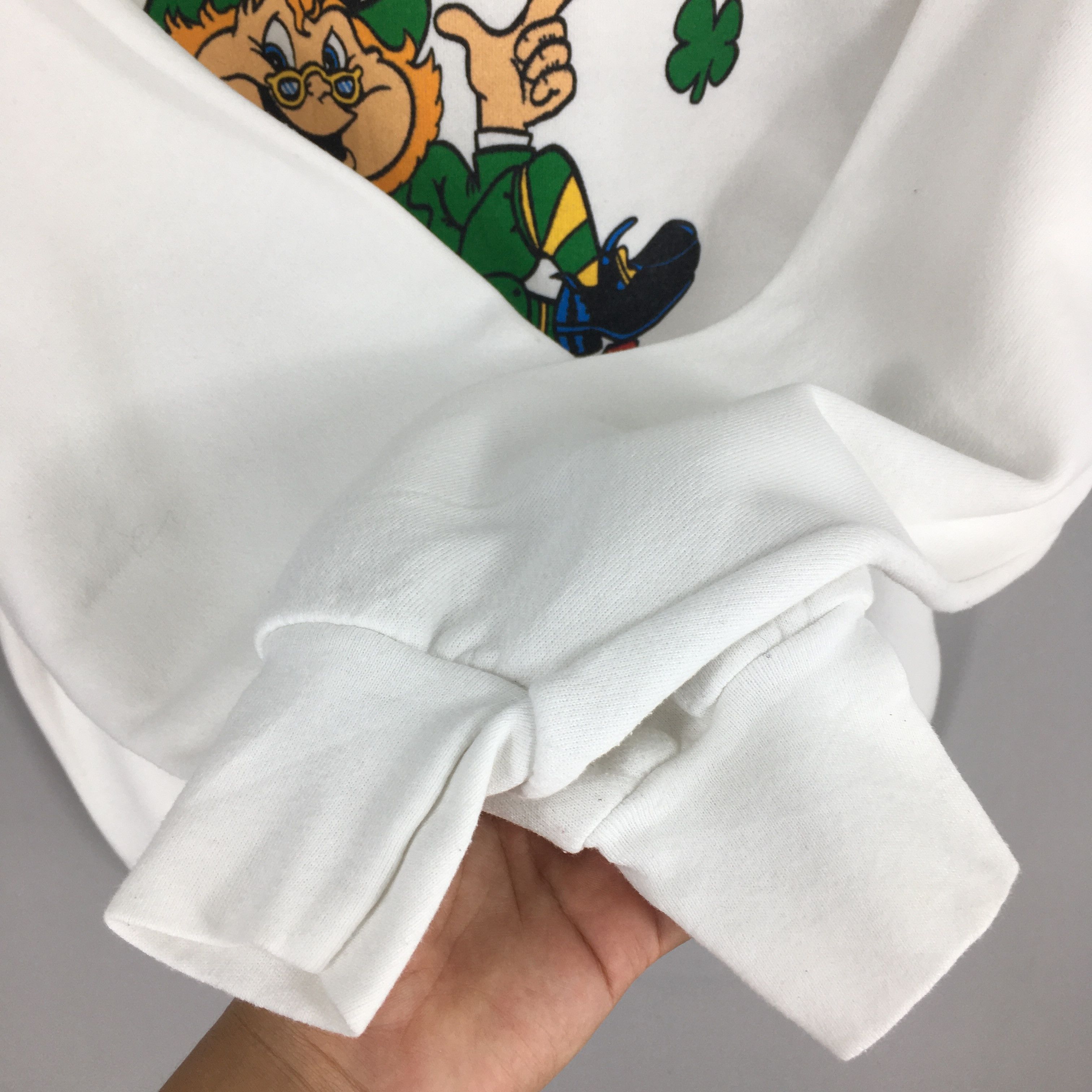 Vintage Vintage 90s I Feel Lucky Leprechaun Sweatshirt Large Size US L / EU 52-54 / 3 - 4 Thumbnail