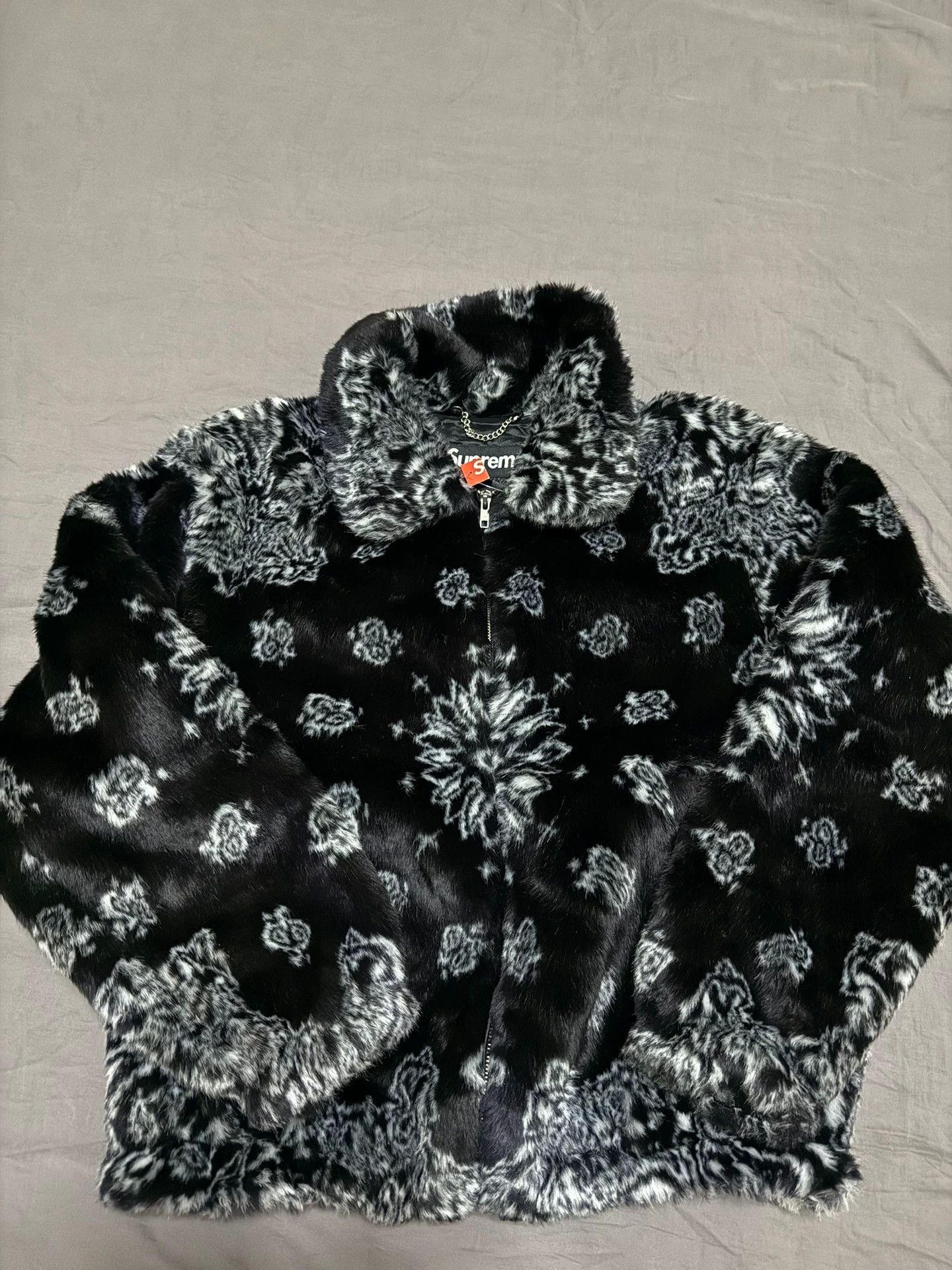 Supreme Supreme Bandana Fur Bomber Jacket M New Size US M / EU 48-50 / 2 - 1 Thumbnail