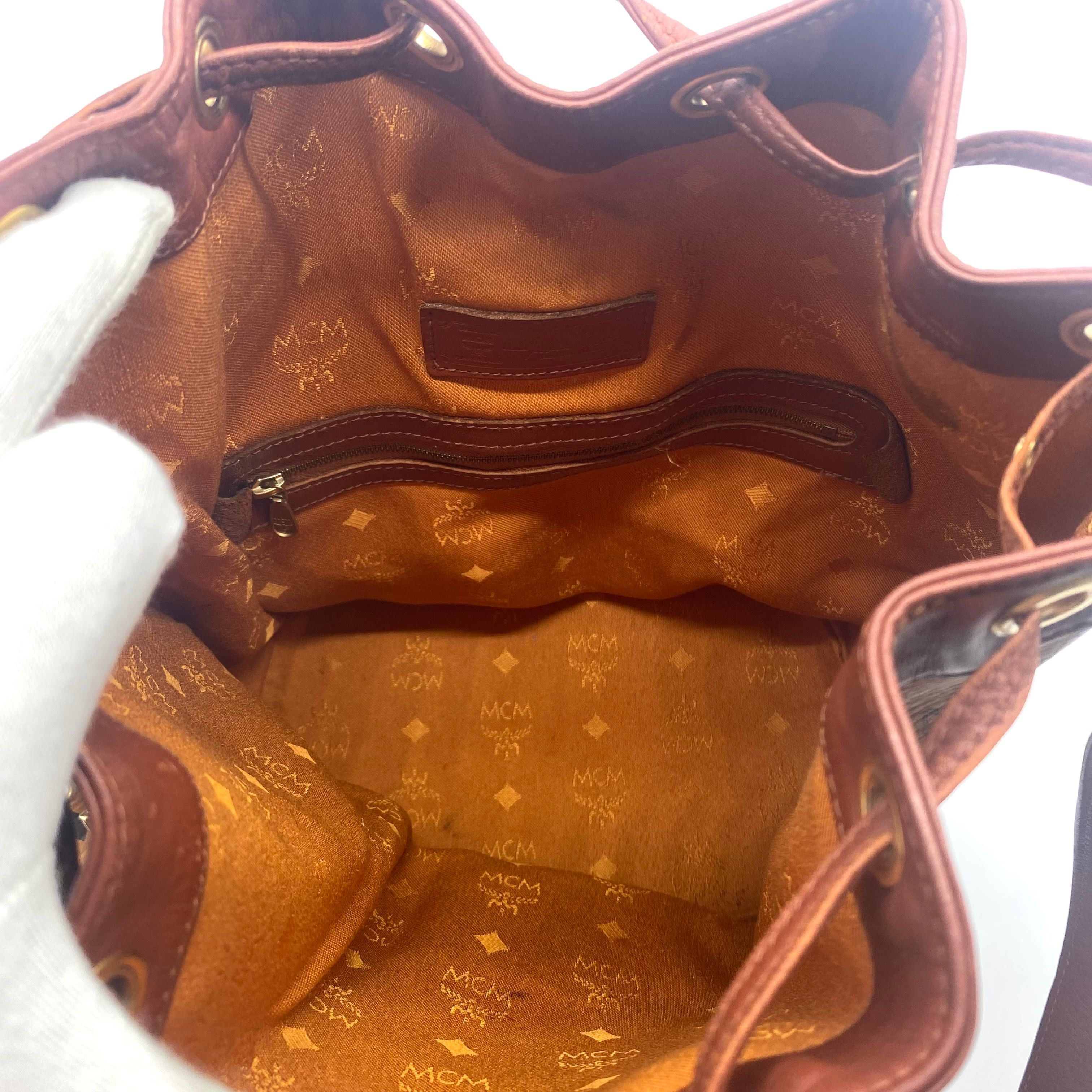 MCM MCM Visetos Drawstring Leather Shoulder Bag Size ONE SIZE - 4 Thumbnail