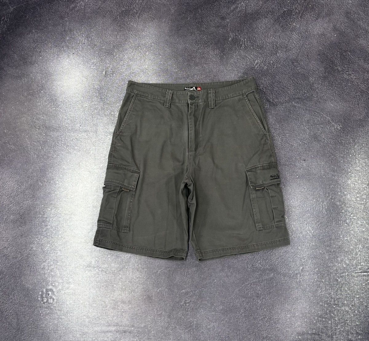 Quiksilver Vintage Quiksilver 2000s Y2K Gray Utility Baggy Cargo Shorts Size US 34 / EU 50 - 1 Thumbnail