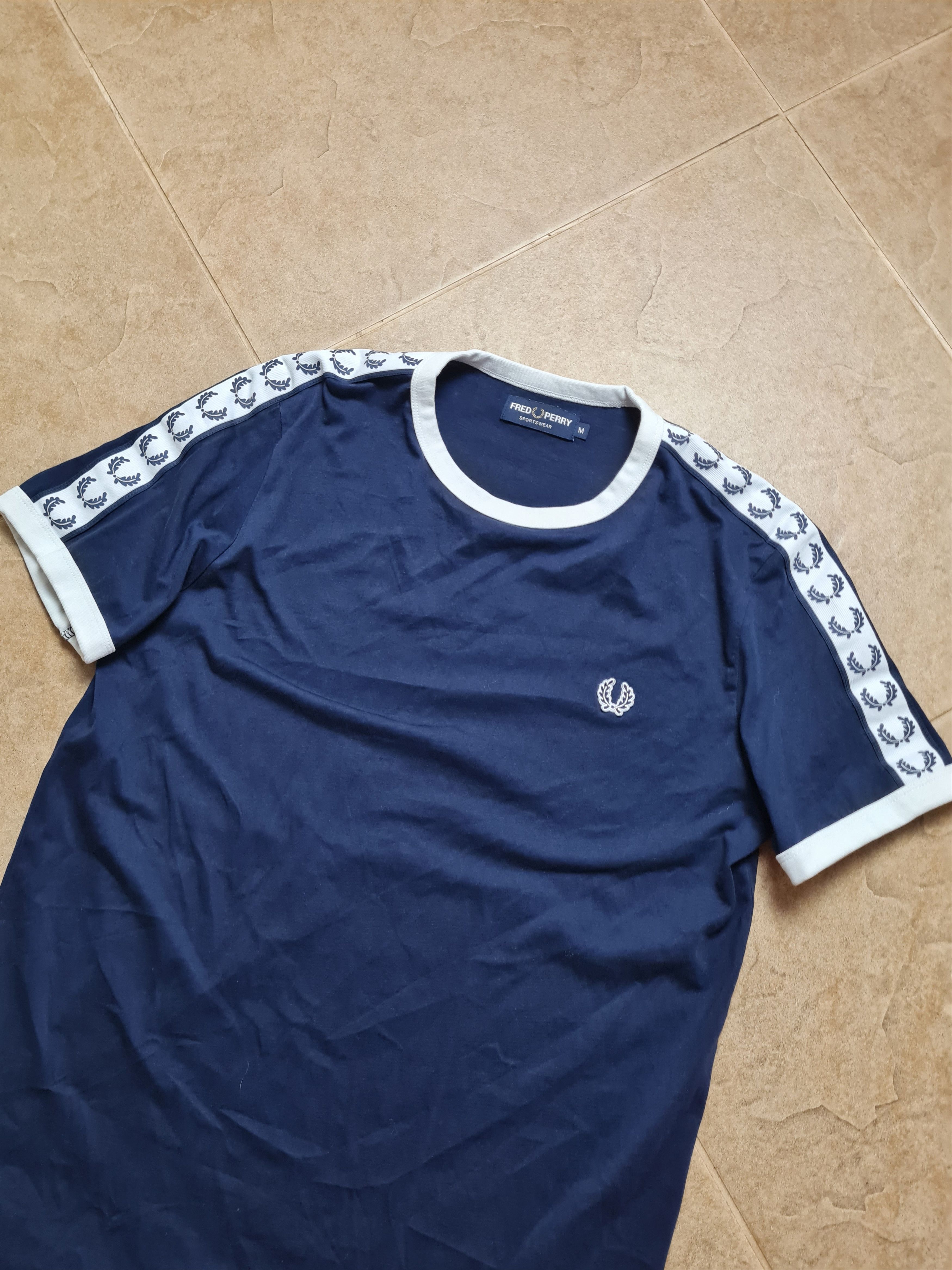 Fred Perry T-shirts Mens Fred Perry Ringer Blue White Size M Vintage Size US M / EU 48-50 / 2 - 11 Thumbnail