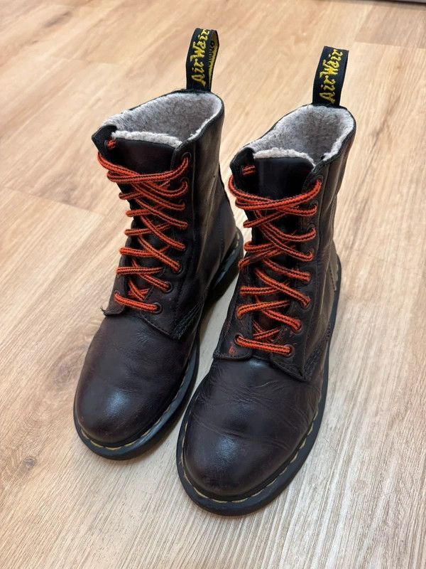 Dr. Martens Dr. Martens Serena Leather Boots 37 fur Size US 6 / IT 36 - 6 Thumbnail