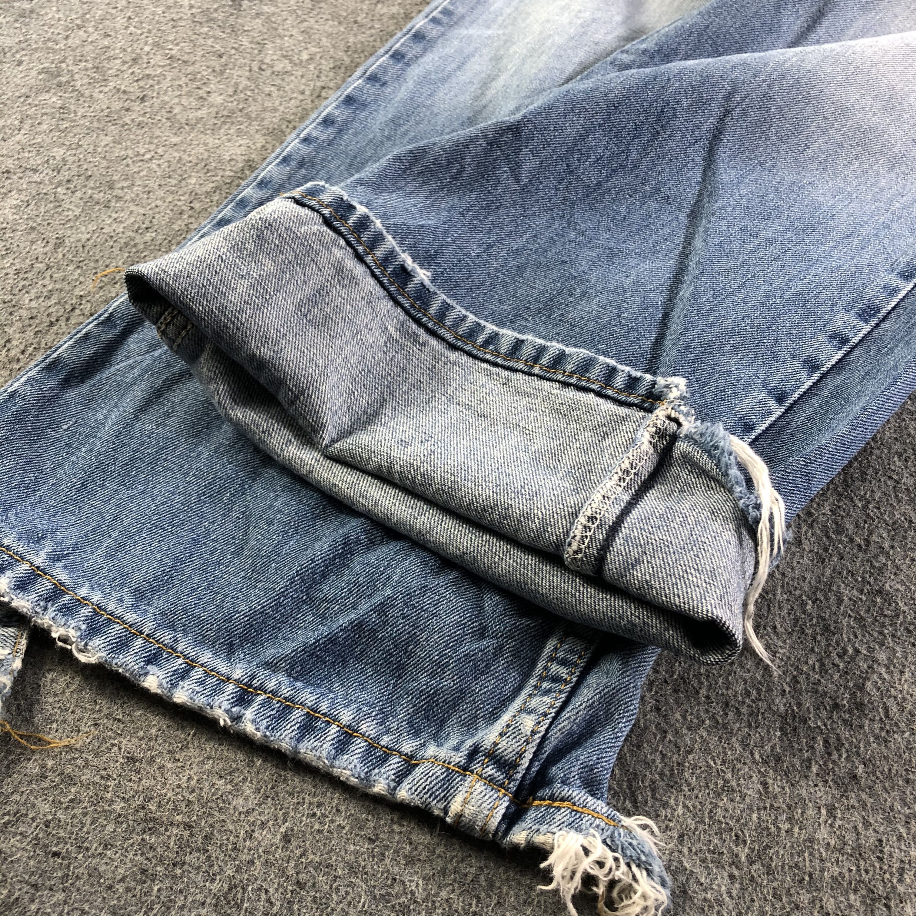 Levi's Vintage Blue Wash Levis 557 Jeans-J3394 Size US 32 / EU 48 - 7 Thumbnail