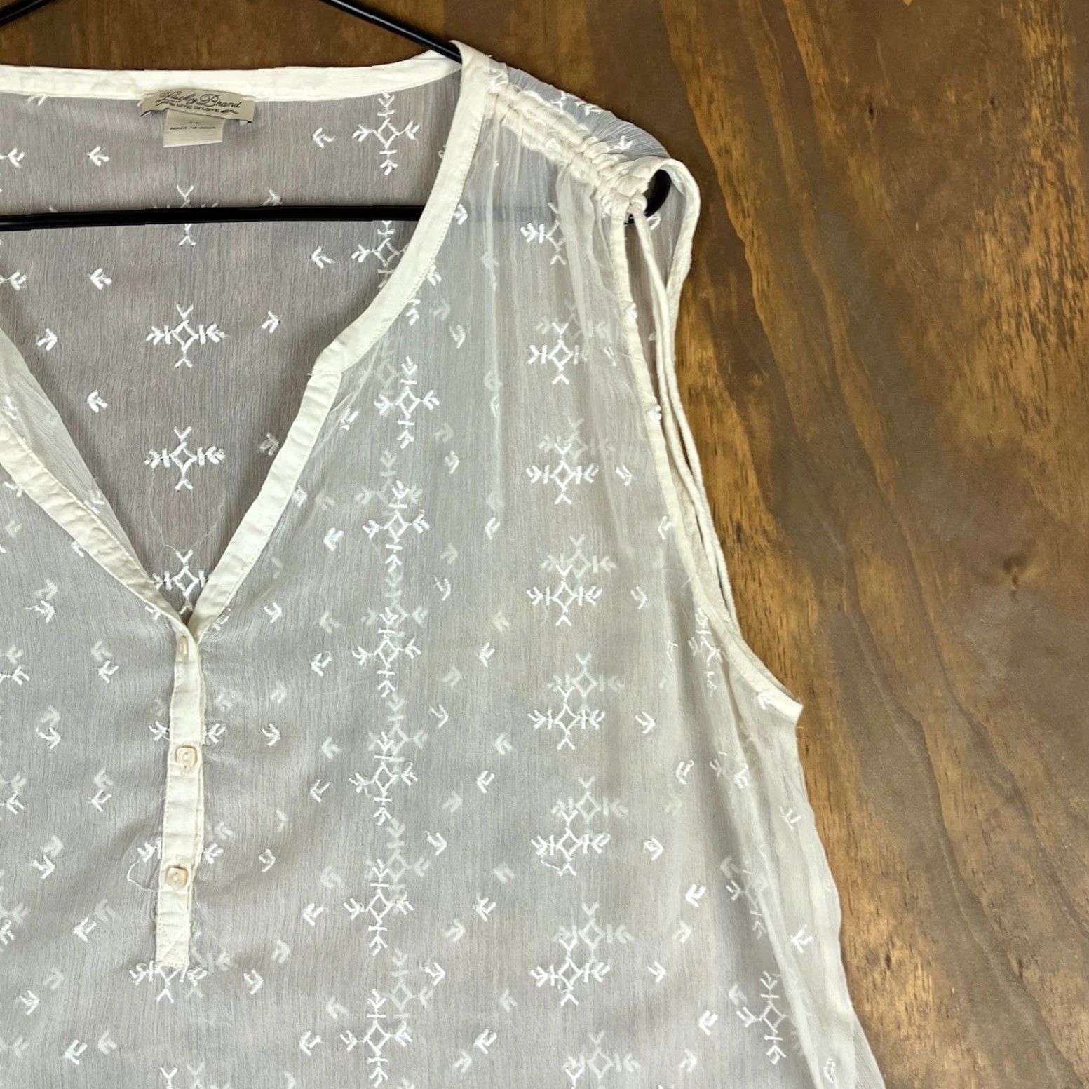 Lucky Brand Lucky Brand Tank Top Womens Ivory Sheer Embroidered Button V-Neck XL Blouse Sleeveless Knit Polyester Casual Boho Solid Lightweight Women Size XL / US 12-14 / IT 48-50 - 5 Thumbnail