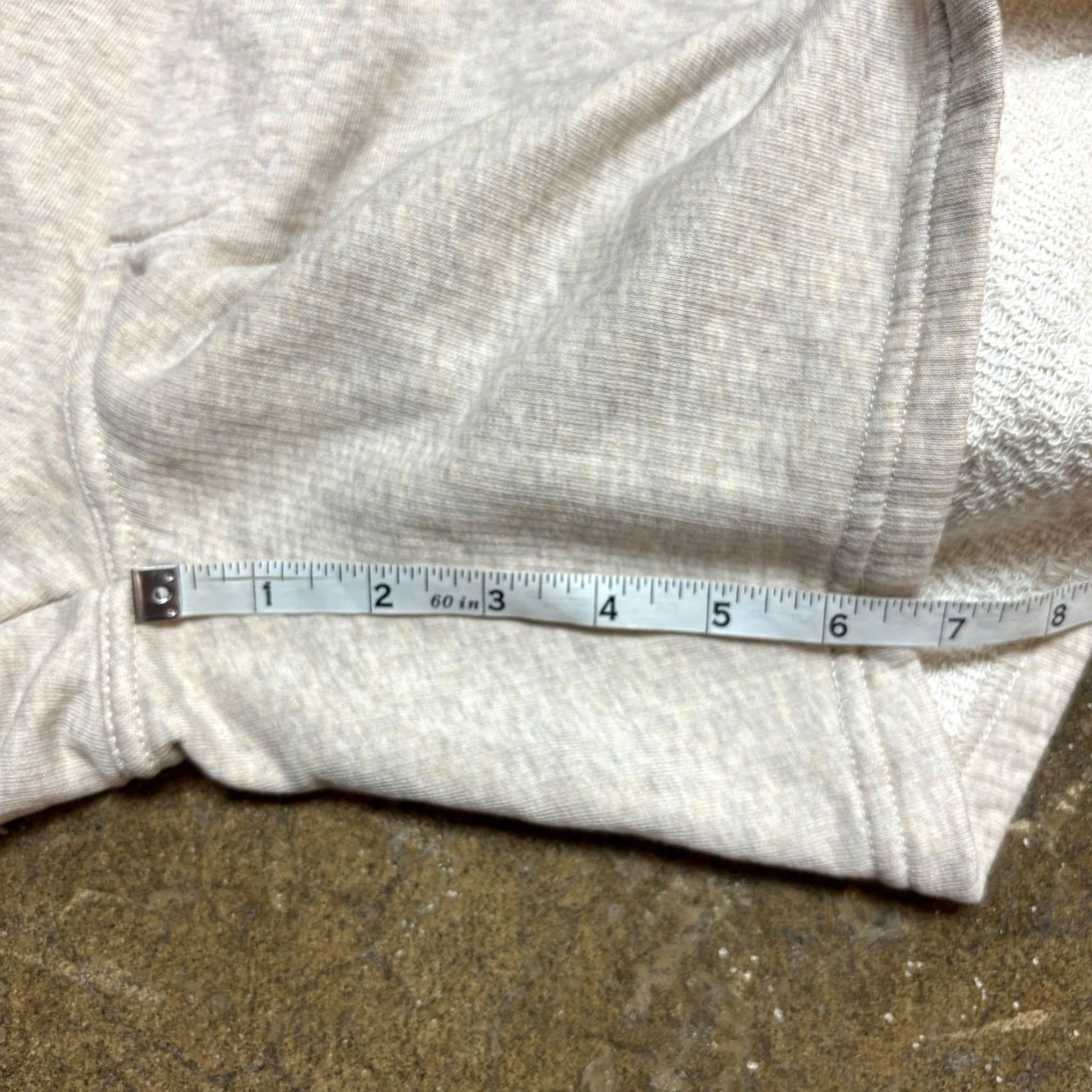 Patagonia Patagonia Men's XS Mahnya Fleece Shorts Loungewear Pumice Size US 27 - 7 Thumbnail