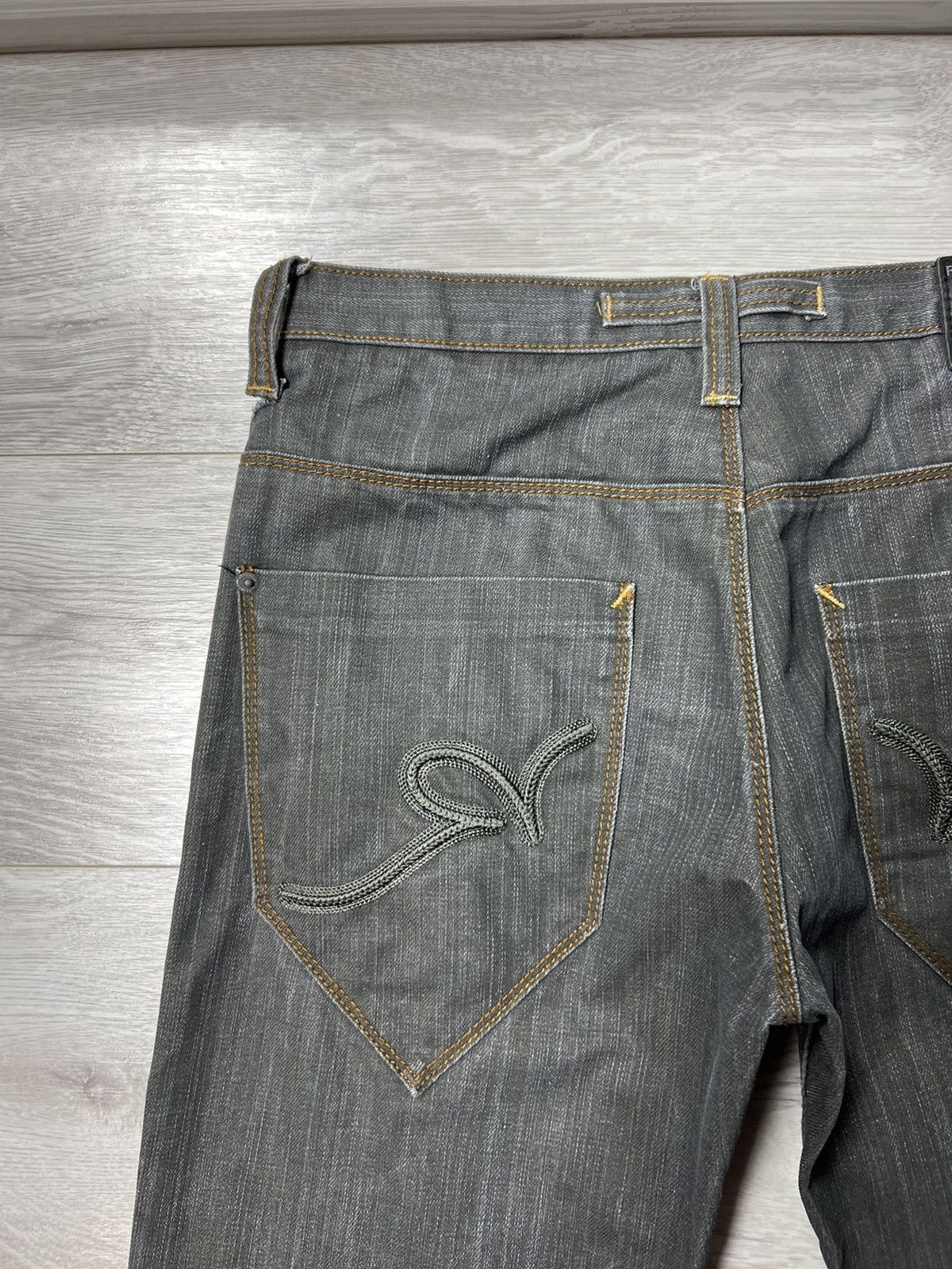 Rocawear × Vintage Vintage Rocawear Embroidered Pocket Logo Jeans Denim Pants Size US 32 / EU 48 - 5 Thumbnail