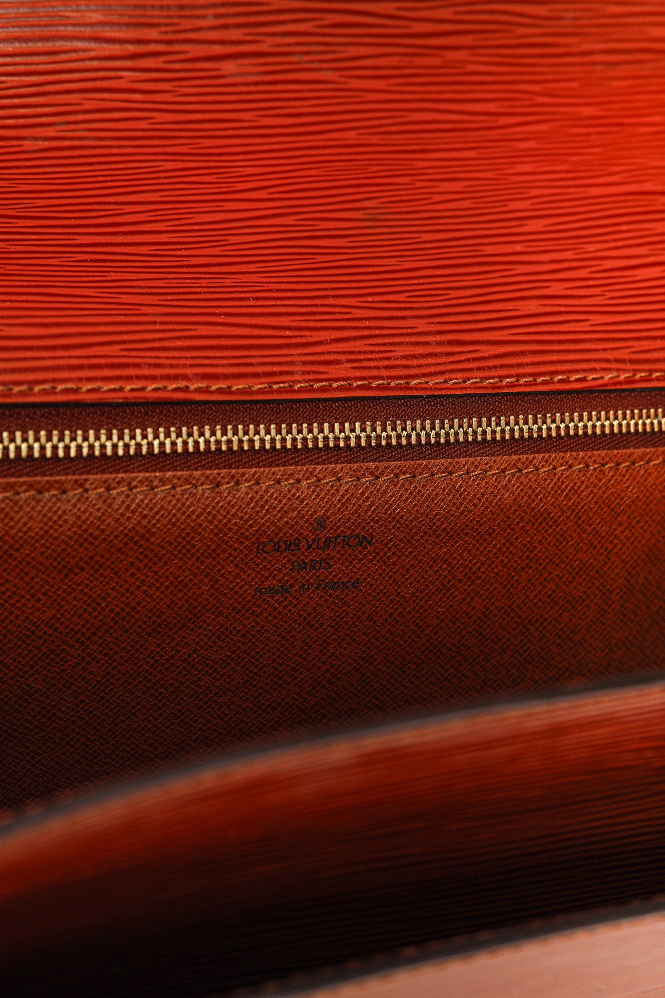 Louis Vuitton Louis Vuitton Monceau 28 Epi Leather Convertible Satchel Size ONE SIZE - 12 Thumbnail