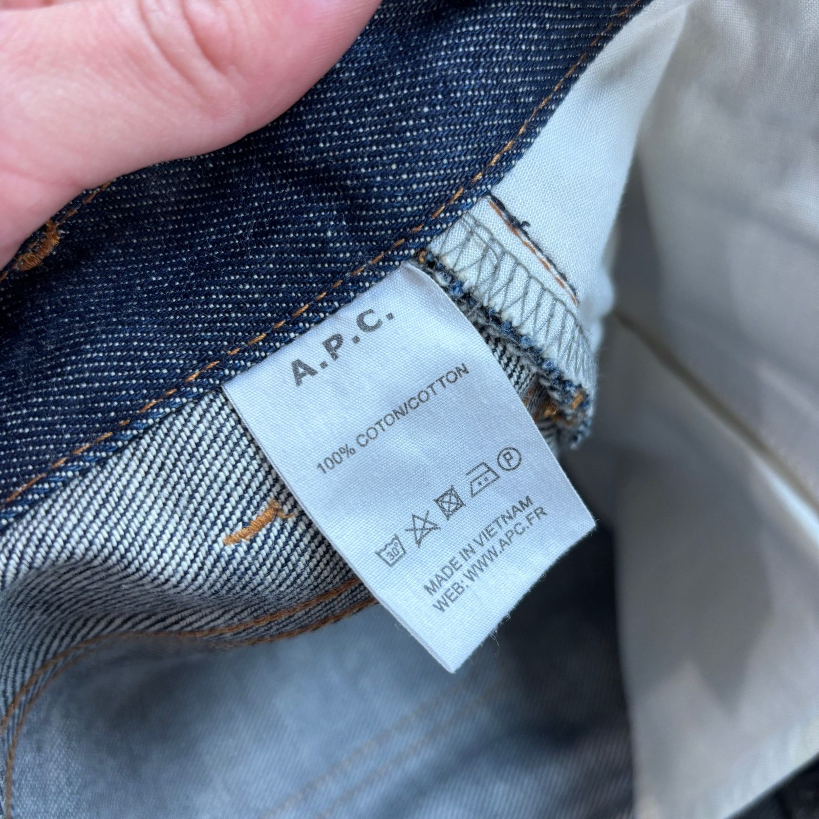 A.P.C. A.P.C. Petit New Standard Slim Fit Selvedge Jeans Mens 30x33 Size US 30 / EU 46 - 11 Thumbnail