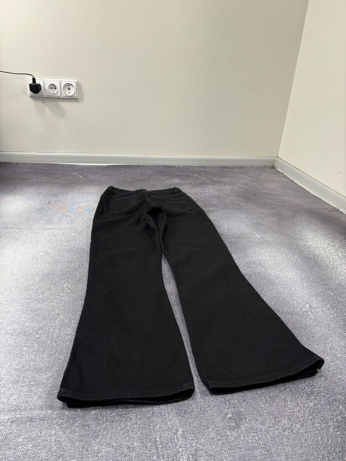 Sandro Sandro NWT Women’s Snapy Snap High-Rise Black Flared Jeans Size 26" / US 2 / IT 38 - 18 Thumbnail