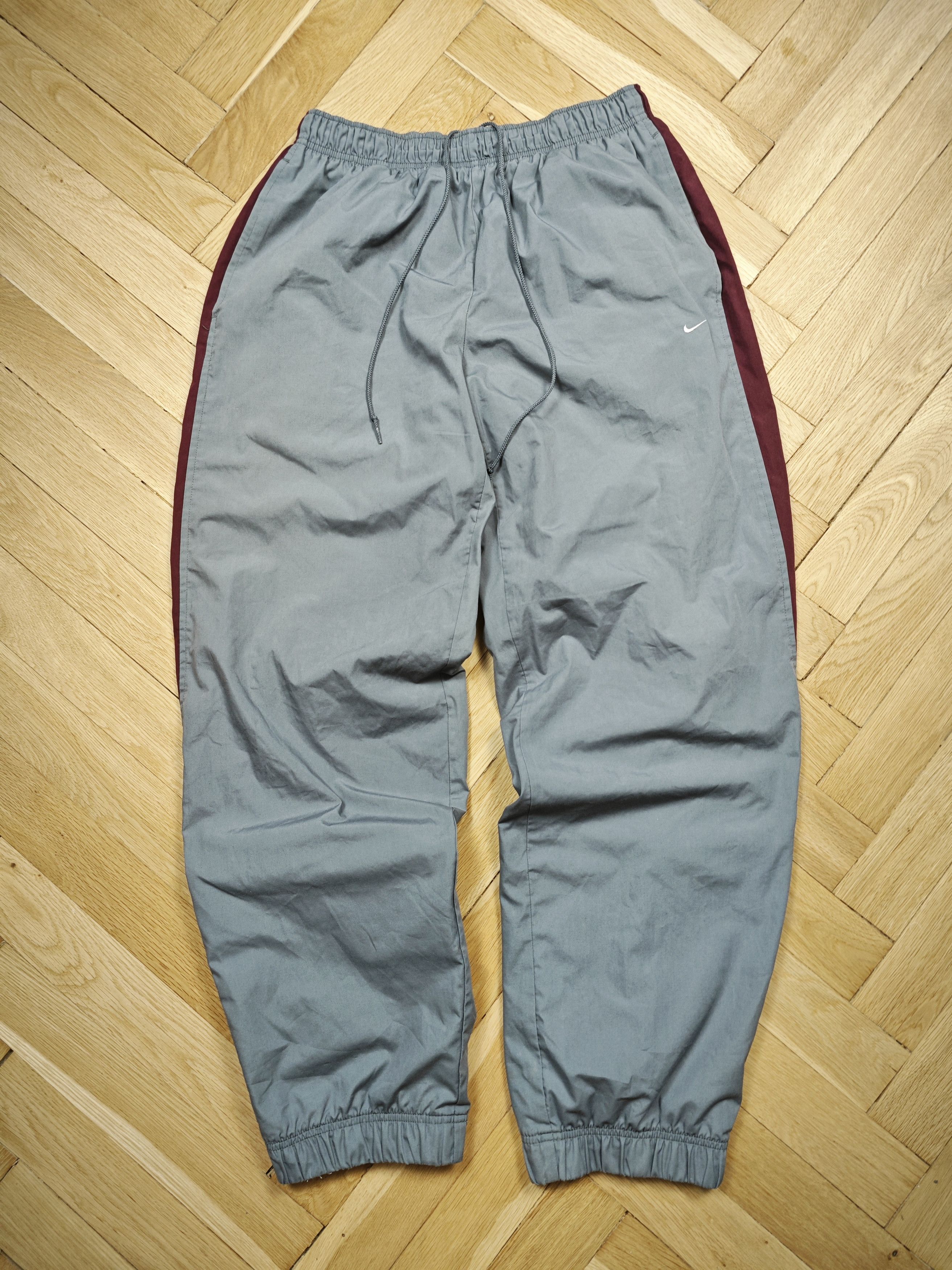 Nike Nike vintage track pants Size US 34 / EU 50 - 1 Thumbnail
