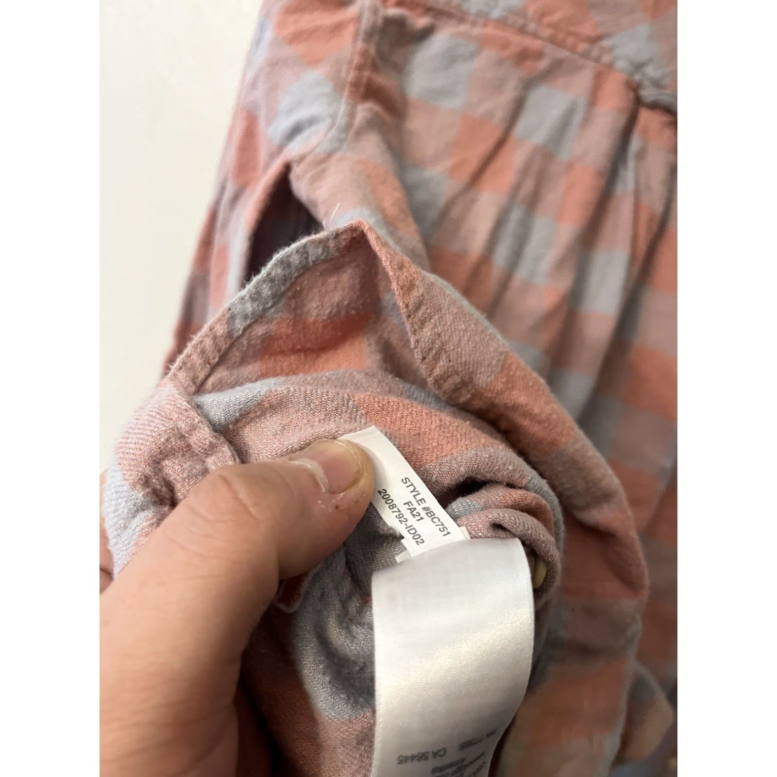 J.Crew J.Crew Women's Button-Up Plaid Pink Flannel Shirt Size 2 Regular-Adult Womens Color Pink-Brand Plaid Flannel Shirt 2 Size XS / US 0-2 / IT 36-38 - 4 Thumbnail