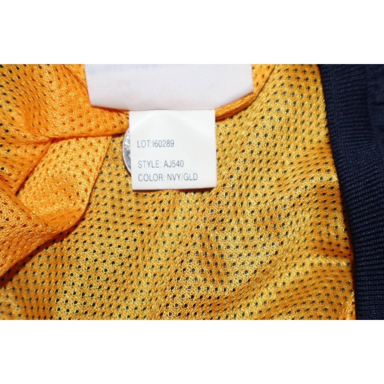 Majestic Michigan Wolverines Majestic 1/4 Zip Pullover Sweatshirt Size US XL / EU 56 / 4 - 9 Thumbnail