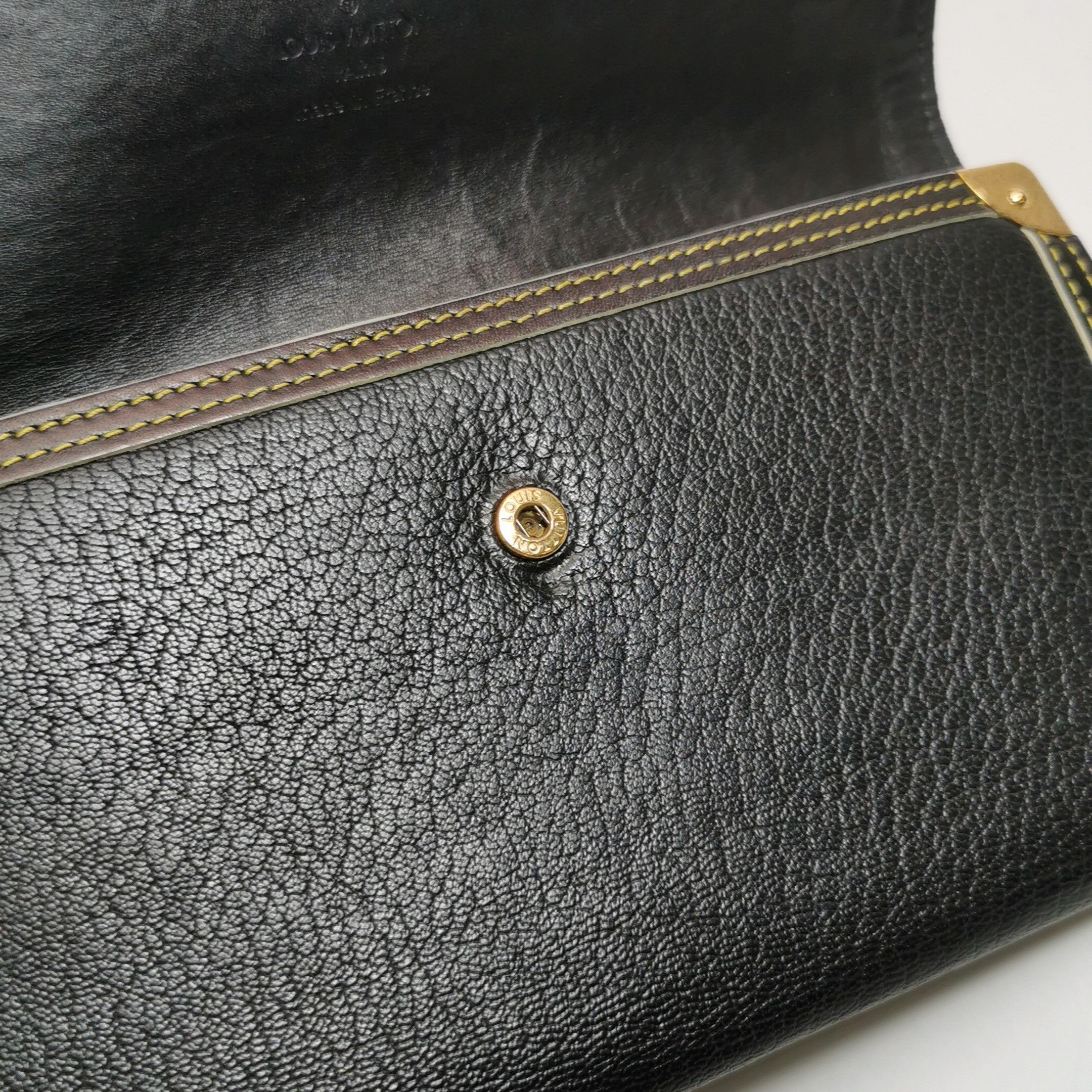 Louis Vuitton Louis Vuitton (LV) Suhari leather colorblock snap wallet -y Size ONE SIZE - 3 Thumbnail
