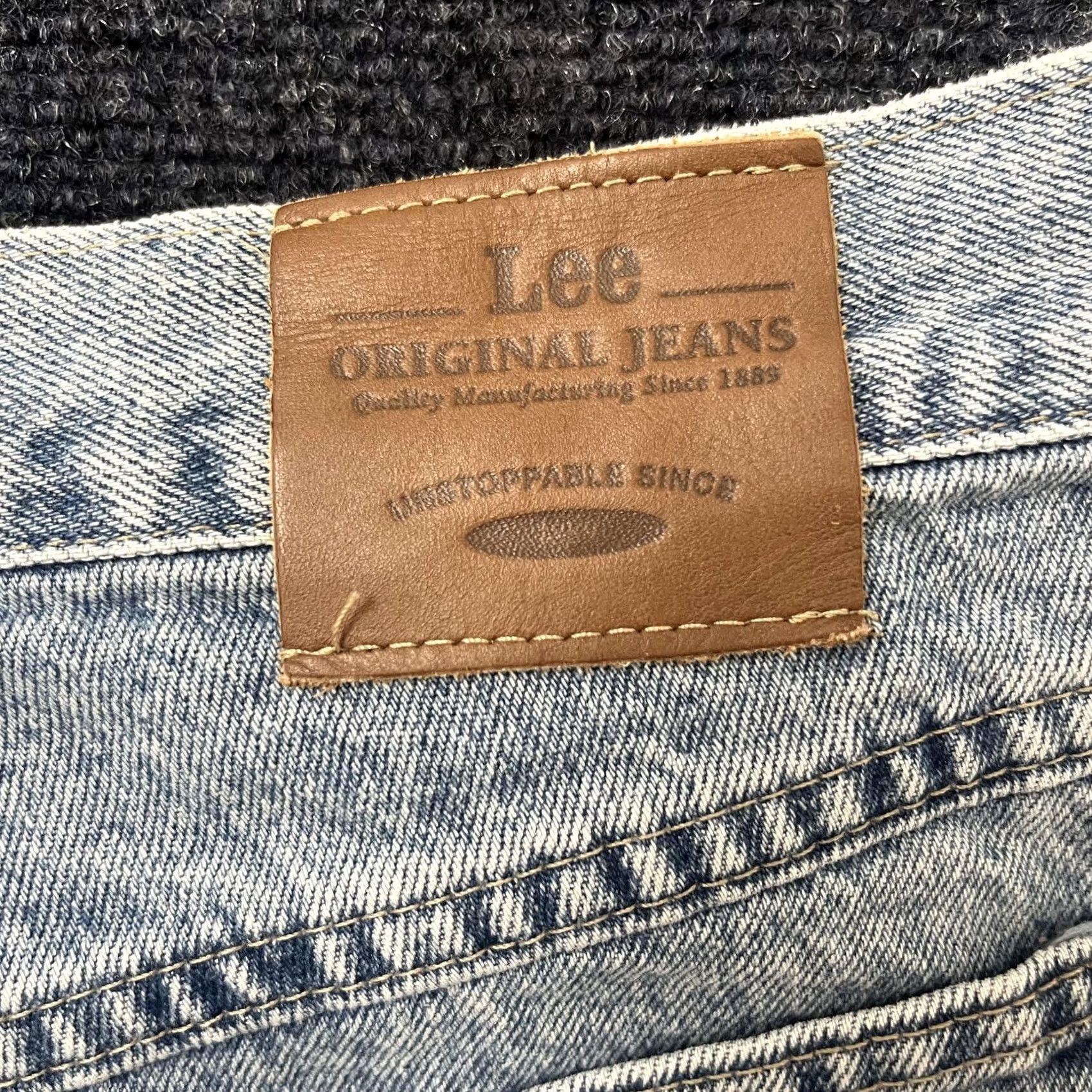 Lee VINTAGE Lee Jeans Womens 28P Blue Acid Wash High Rise Tapered Denim Mom Jeans Size 28" / US 6 / IT 42 - 4 Thumbnail