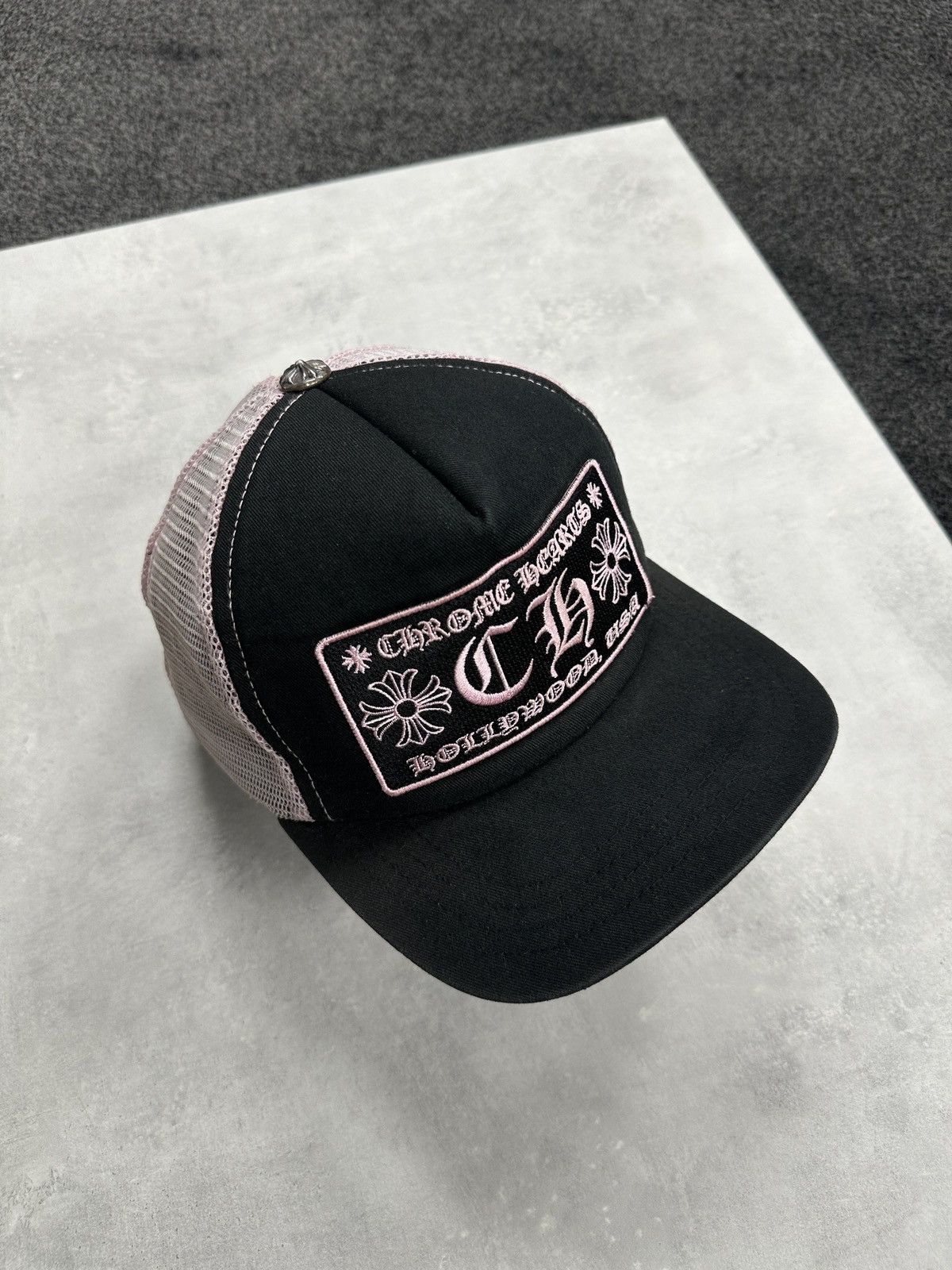 Chrome Hearts Chrome Hearts CH Hollywood Trucker Cap Black Pink Size ONE SIZE - 2 Thumbnail