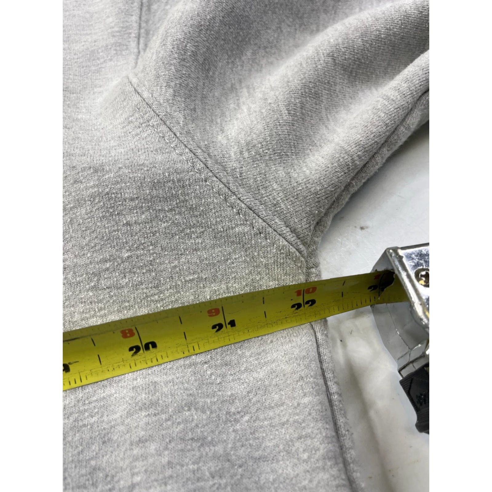 Vintage Taylor Swift Hoodie Adult Medium Gray Taylor’s Version RED Sweatshirt Pullover Size M / US 6-8 / IT 42-44 - 7 Thumbnail