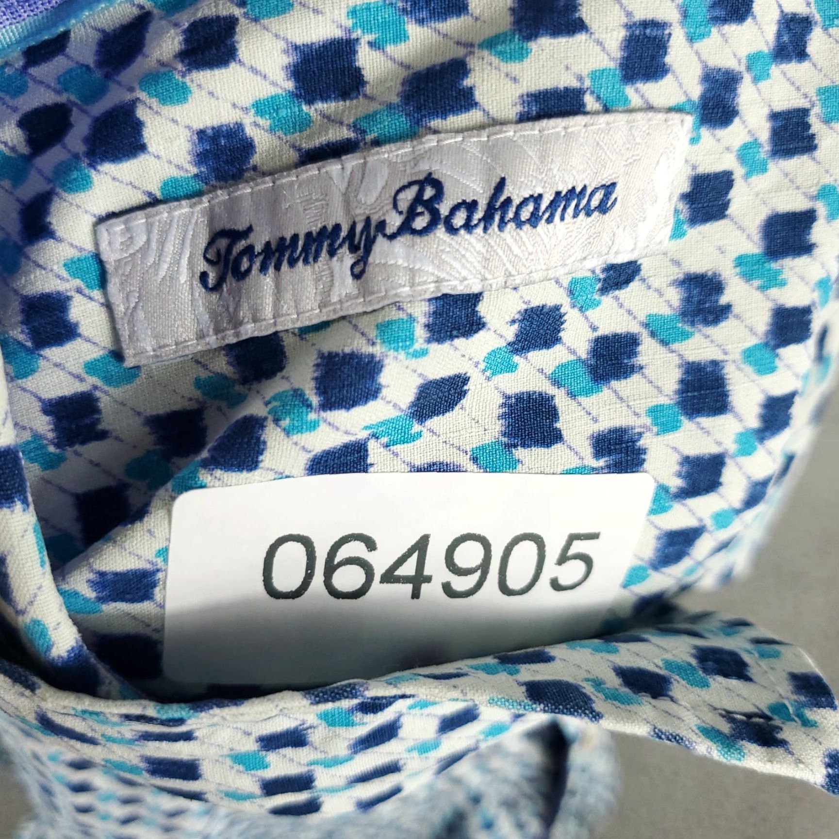 Tommy Bahama Tommy Bahama Shirt Mens Large Blue Geometric Silk Camp Collar Button Up Size US L / EU 52-54 / 3 - 8 Thumbnail