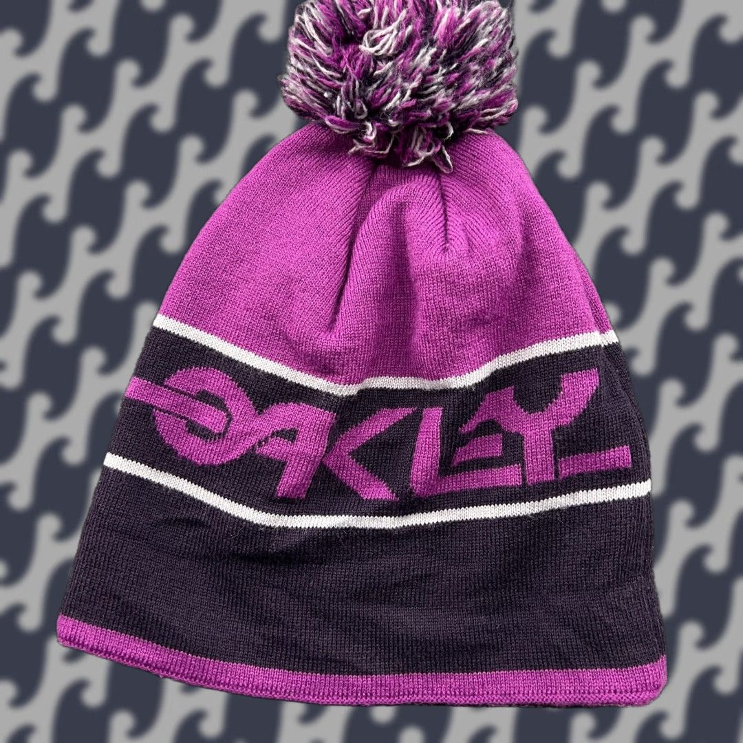 Oakley VINTAGE Oakley Beanie Hat One Size Purple Y2K Pom Pom Size ONE SIZE - 1 Thumbnail