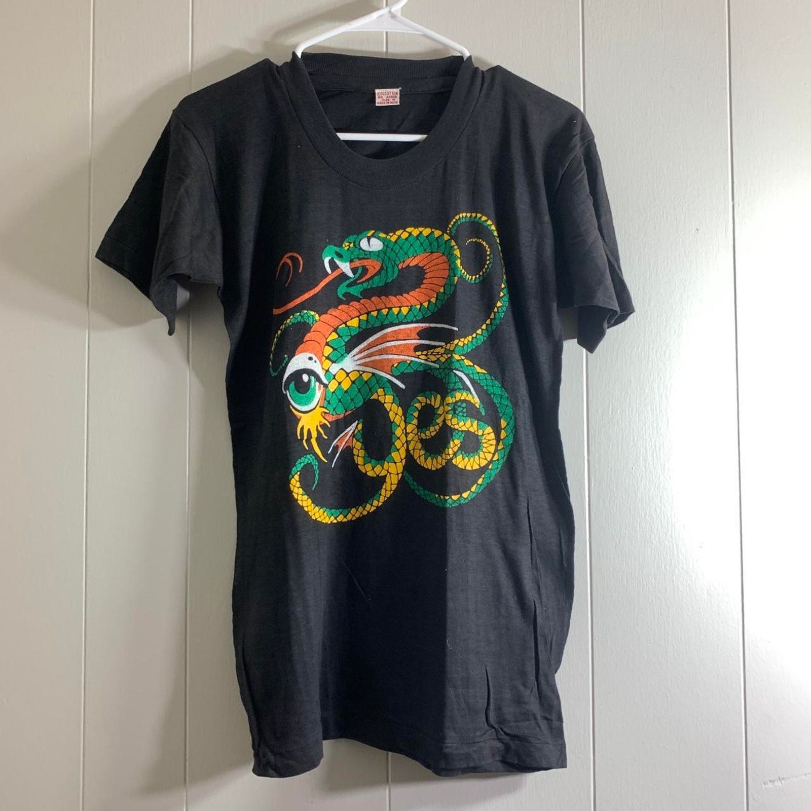 Vintage 80s YES Band Snake single stitch graphic tee shirt MEDIUM Size US M / EU 48-50 / 2 - 2 Thumbnail