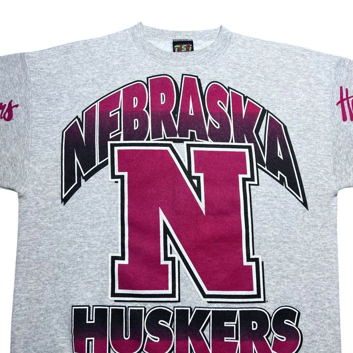 NCAA Vintage 1990s NCAA Nebraska Cornhuskers Spell Out Sweatshirt Size US L / EU 52-54 / 3 - 4 Thumbnail