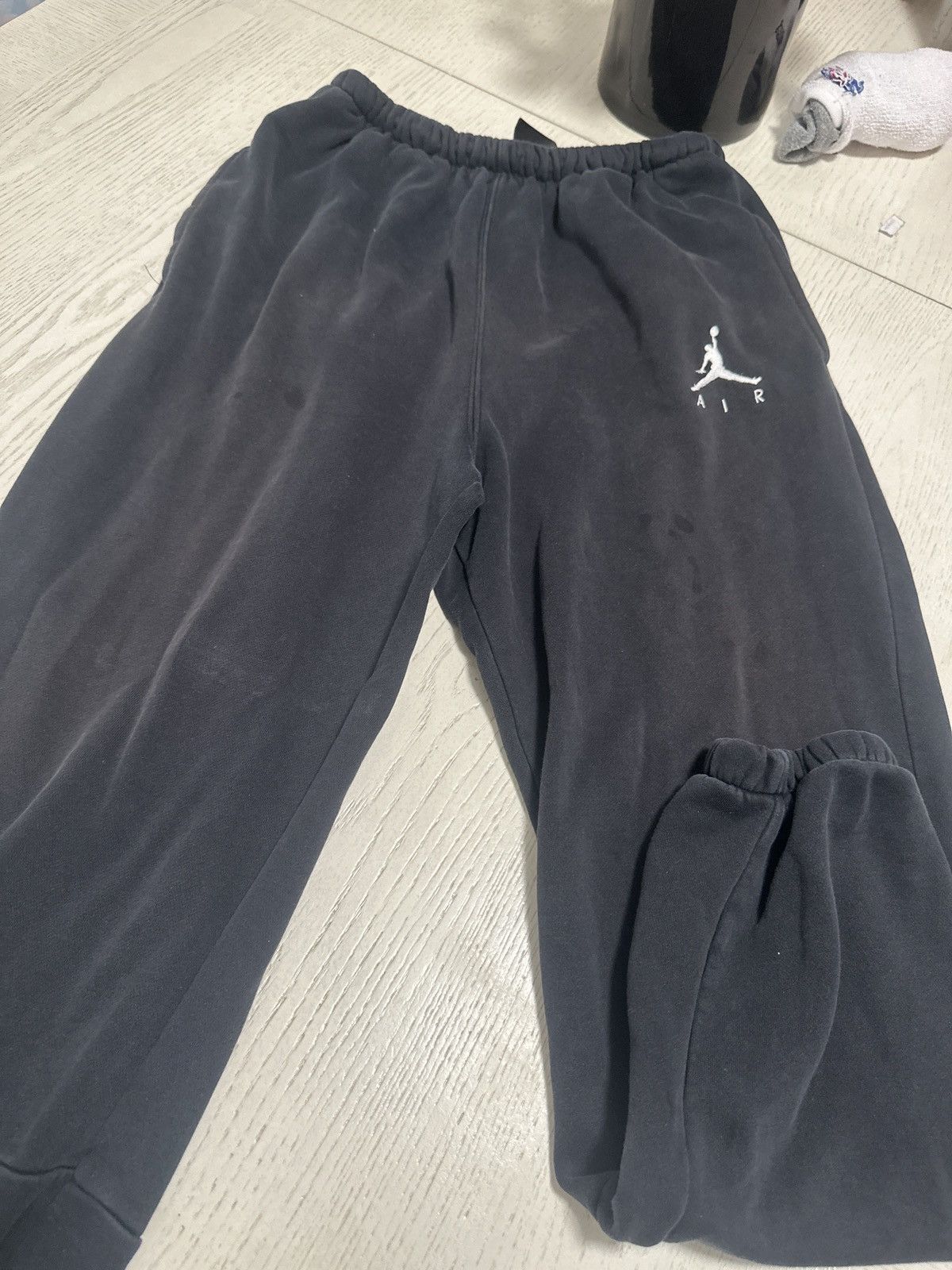 Jordan Brand Mens Air Jordan Medium Sweatpants Size US 32 / EU 48 - 1 Thumbnail