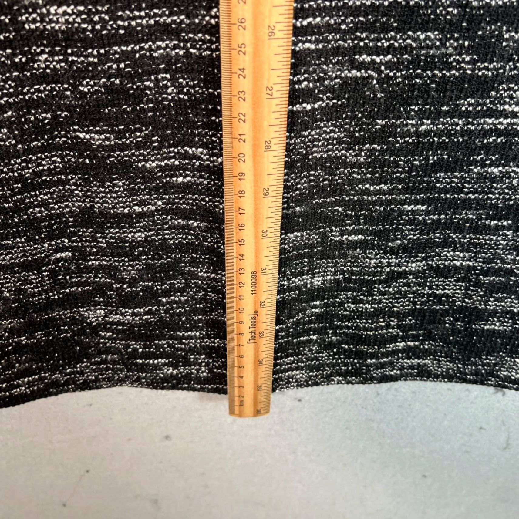 Banana Republic VINTAGE Banana Republic Dress Womens Size 0 Black & White Tweed Short Sleeve Sheath Size 25" / US 0 / IT 36 - 6 Thumbnail