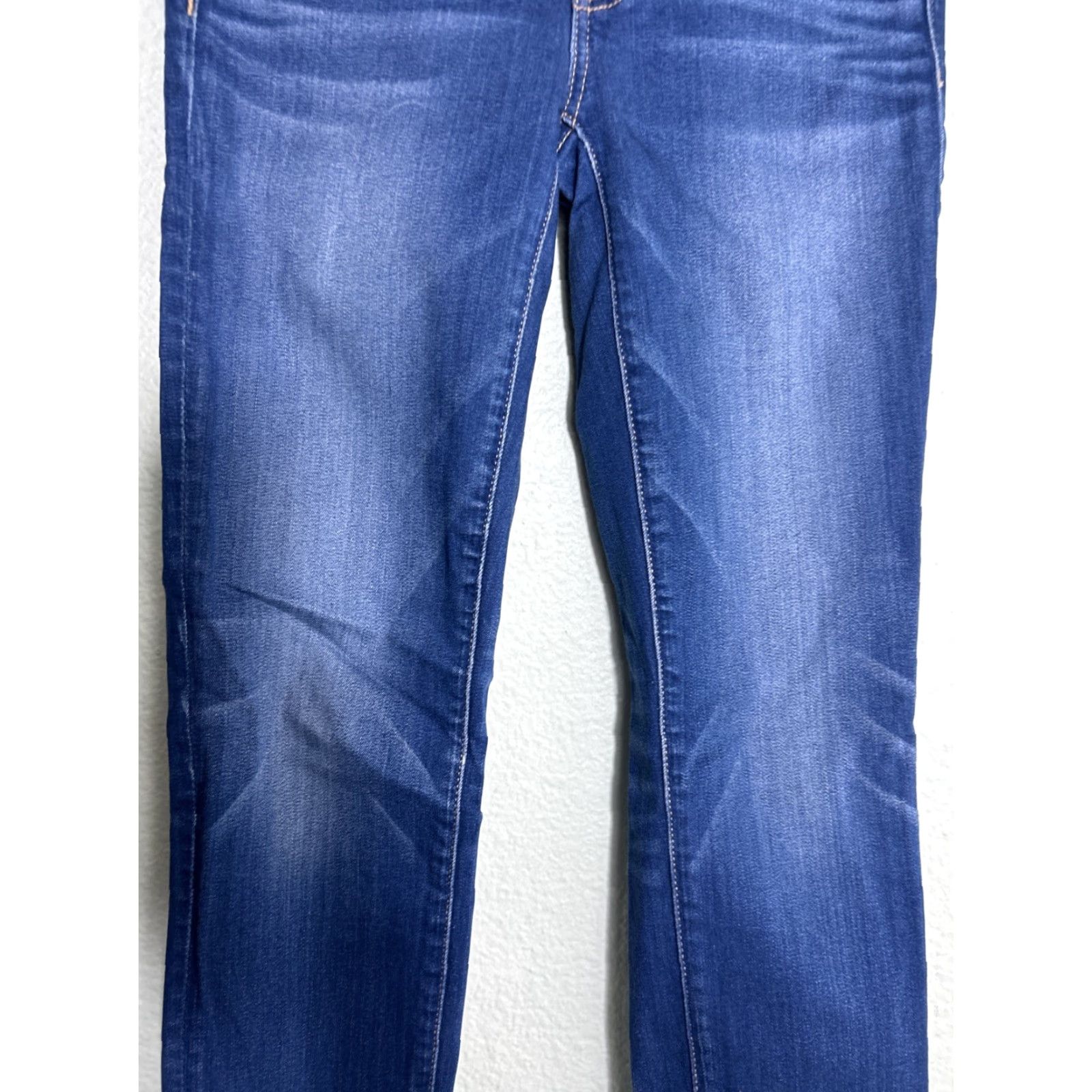 American Eagle Outfitters **American Eagle Outfitters Women Size 6 Darkwash Skinny Jeans 27x29** User: American Eagle Outfitters Women Size 6 Darkwash Skinny Jeans 27x29 Size 30" / US 8 / IT 44 - 3 Thumbnail