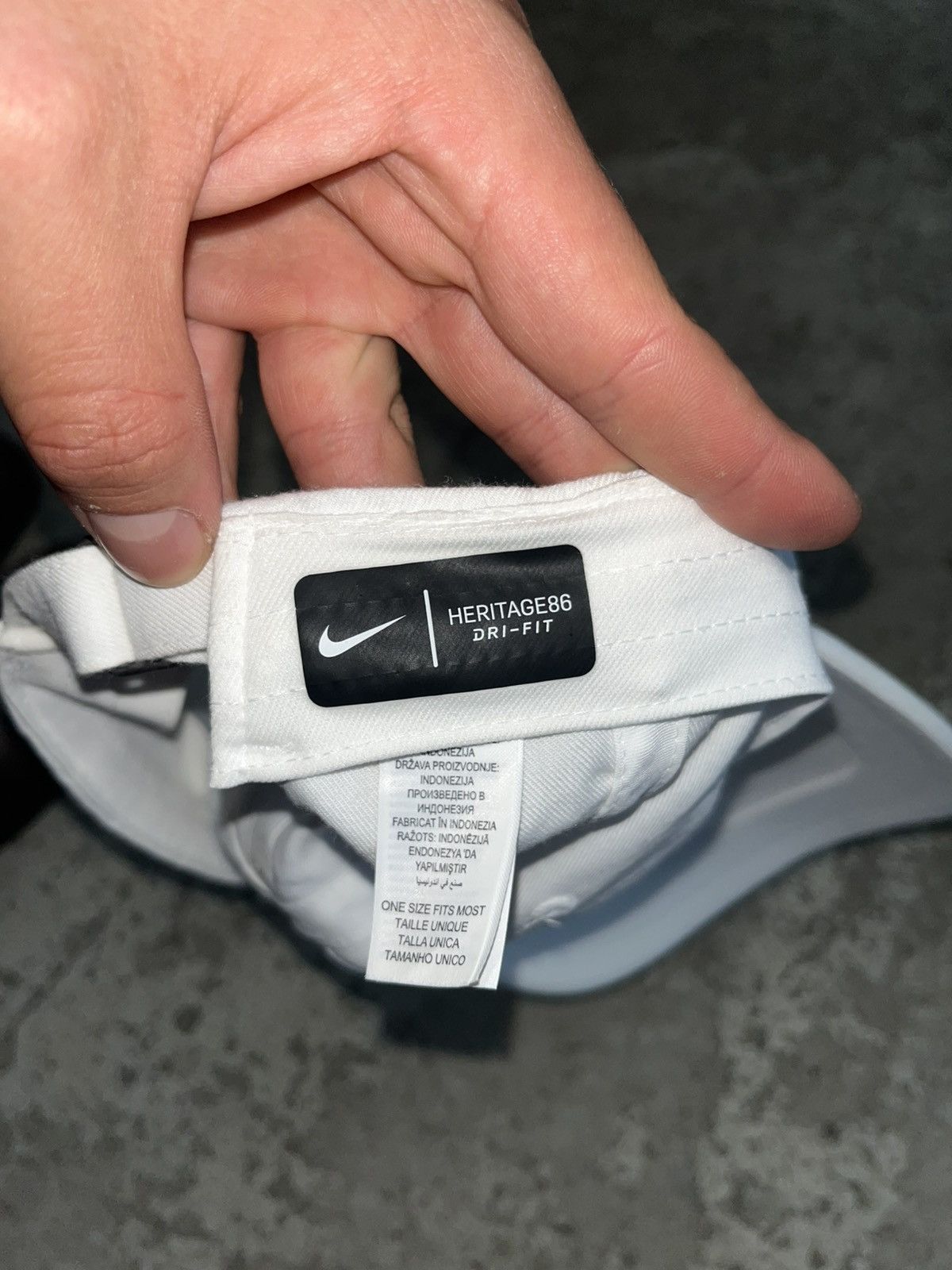 Nike Vintage Nike RF Roger Federer Cap Size ONE SIZE - 5 Thumbnail