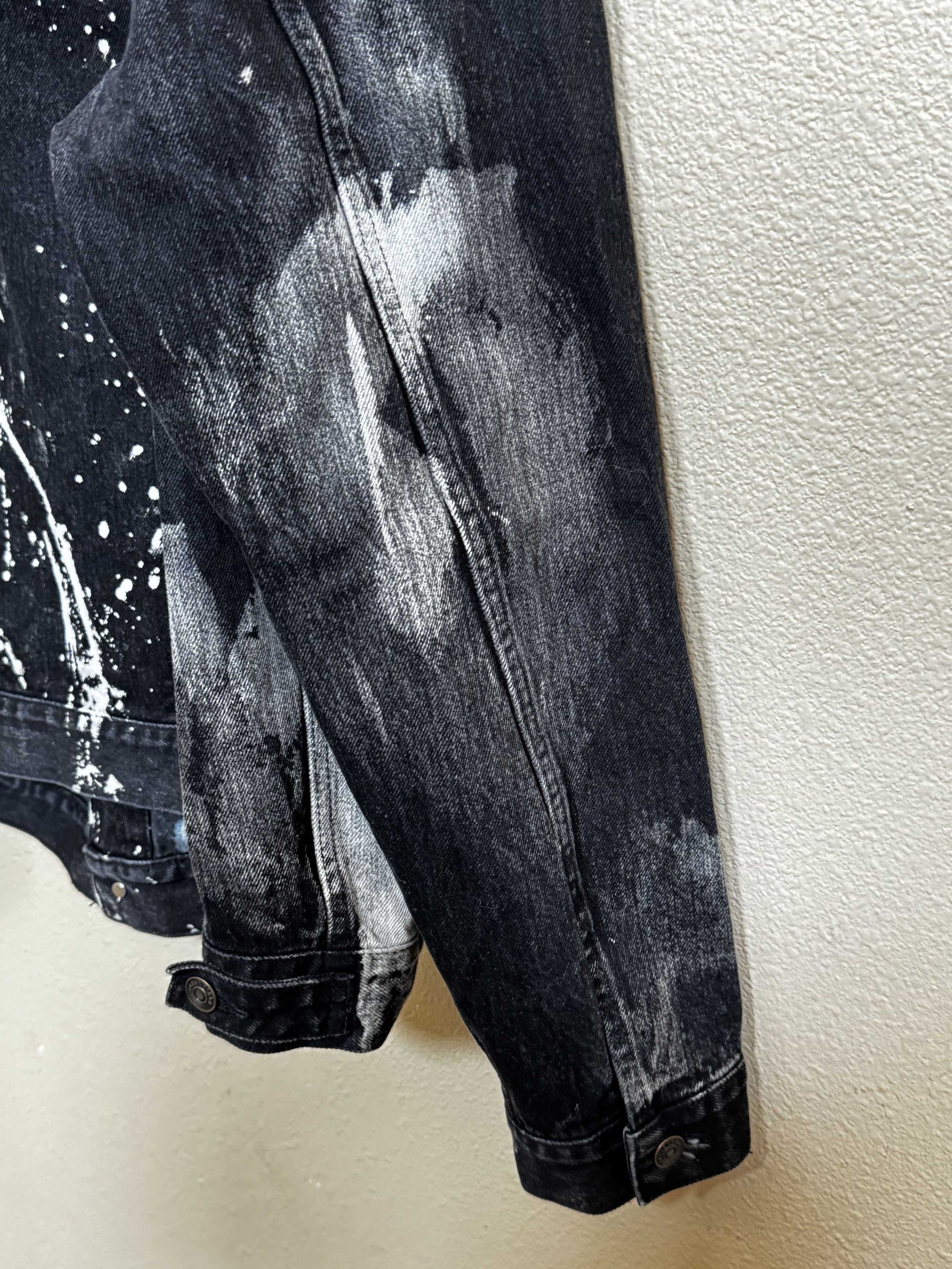Balenciaga Balenciaga Splatter Effect Oversized Denim Jacket SIZE L Size US L / EU 52-54 / 3 - 8 Thumbnail