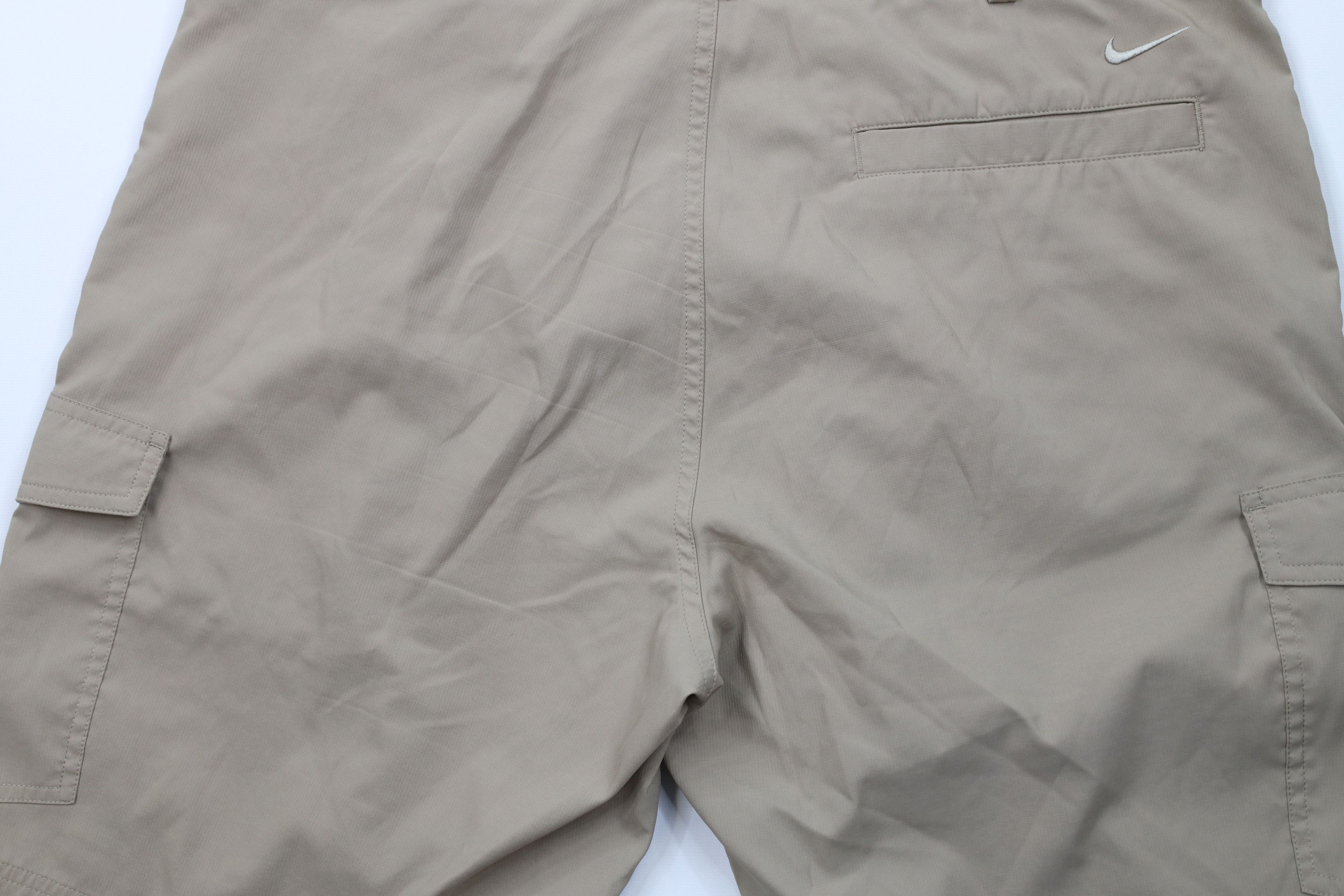 Nike Nike Golf Travis Scott Mini Swoosh Cargo Shorts Beige Khaki Size US 36 / EU 52 - 12 Thumbnail