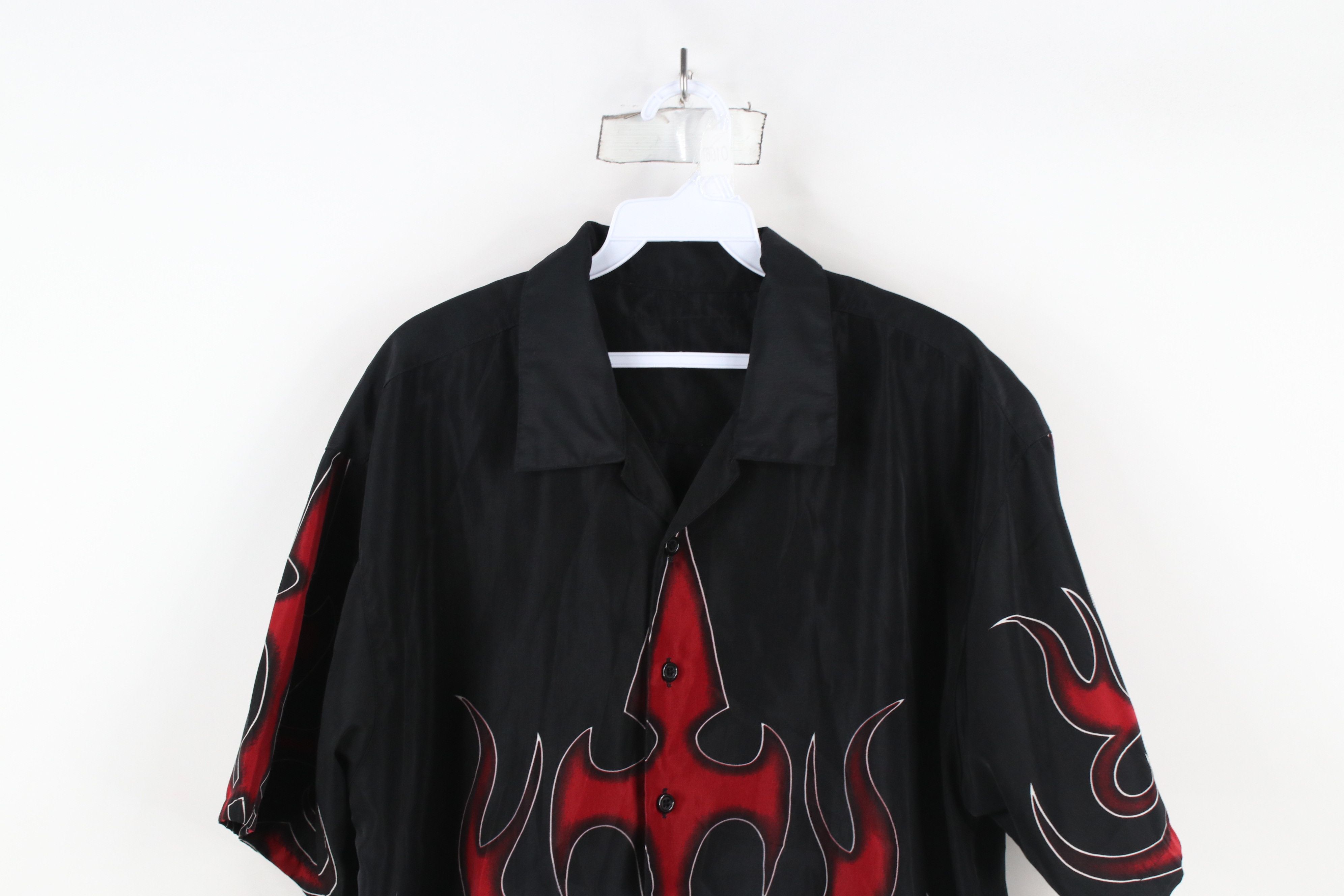 Vintage Vintage 90s Streetwear Short Sleeve Collared Button Shirt Size US M / EU 48-50 / 2 - 2 Thumbnail