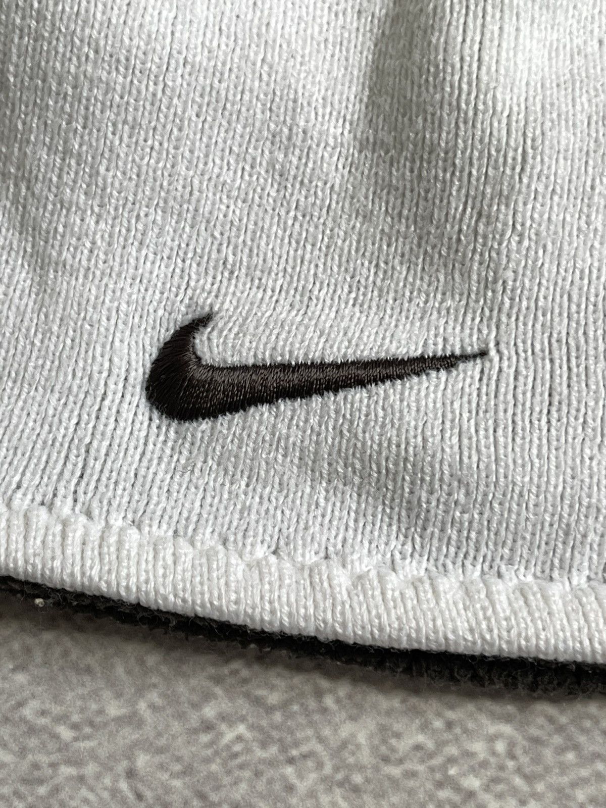 Nike Vintage Nike Reversible Fleece Y2k Swoosh Beanie Hat Size ONE SIZE - 5 Thumbnail