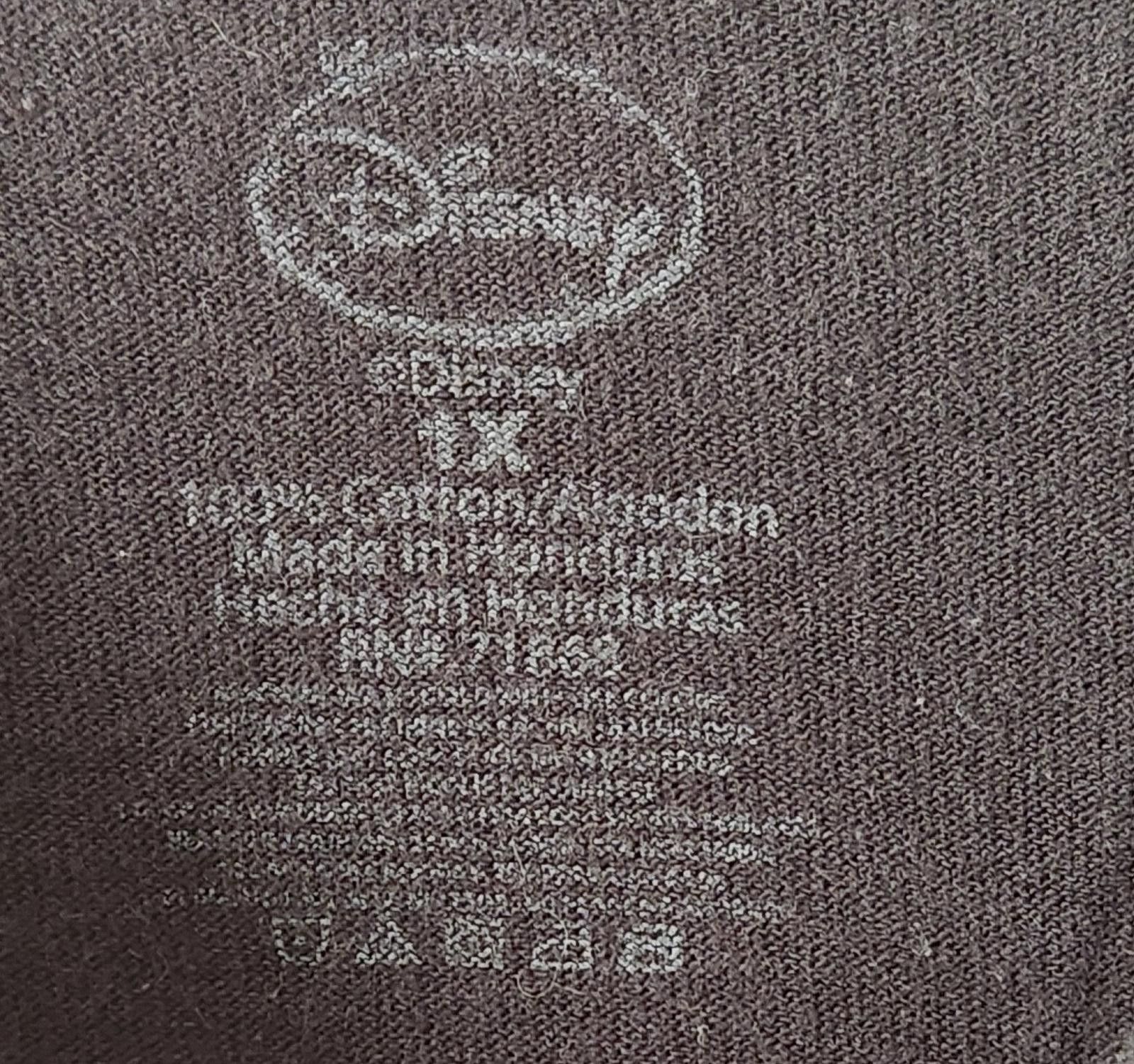 Disney Disney Minnie Mouse Black T-Shirt adult 1XL Graphic Size ONE SIZE - 2 Thumbnail
