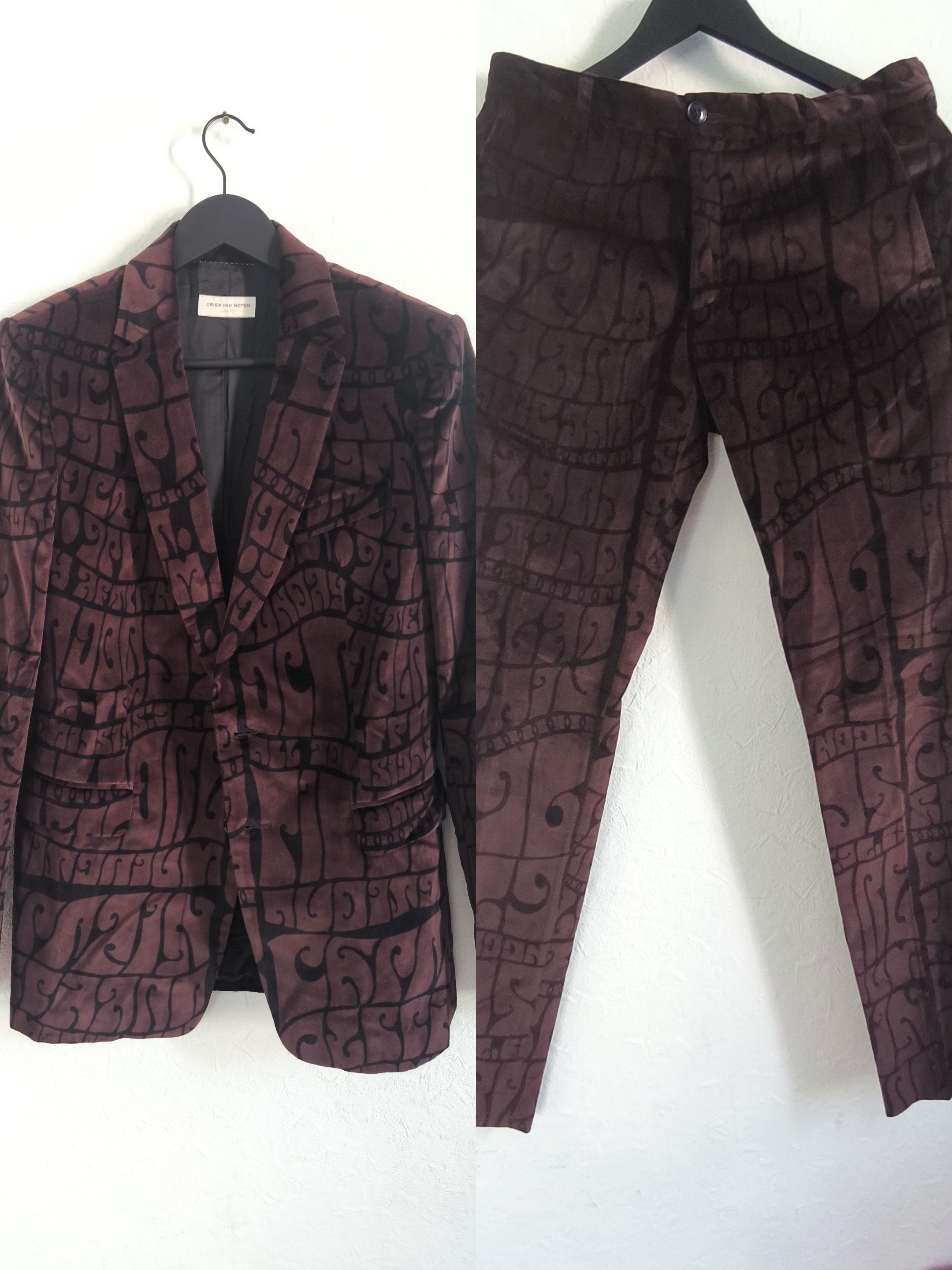 Dries Van Noten Dries Van Noten Abstract swirls pattern velvet complet suit Size 48R - 1 Thumbnail