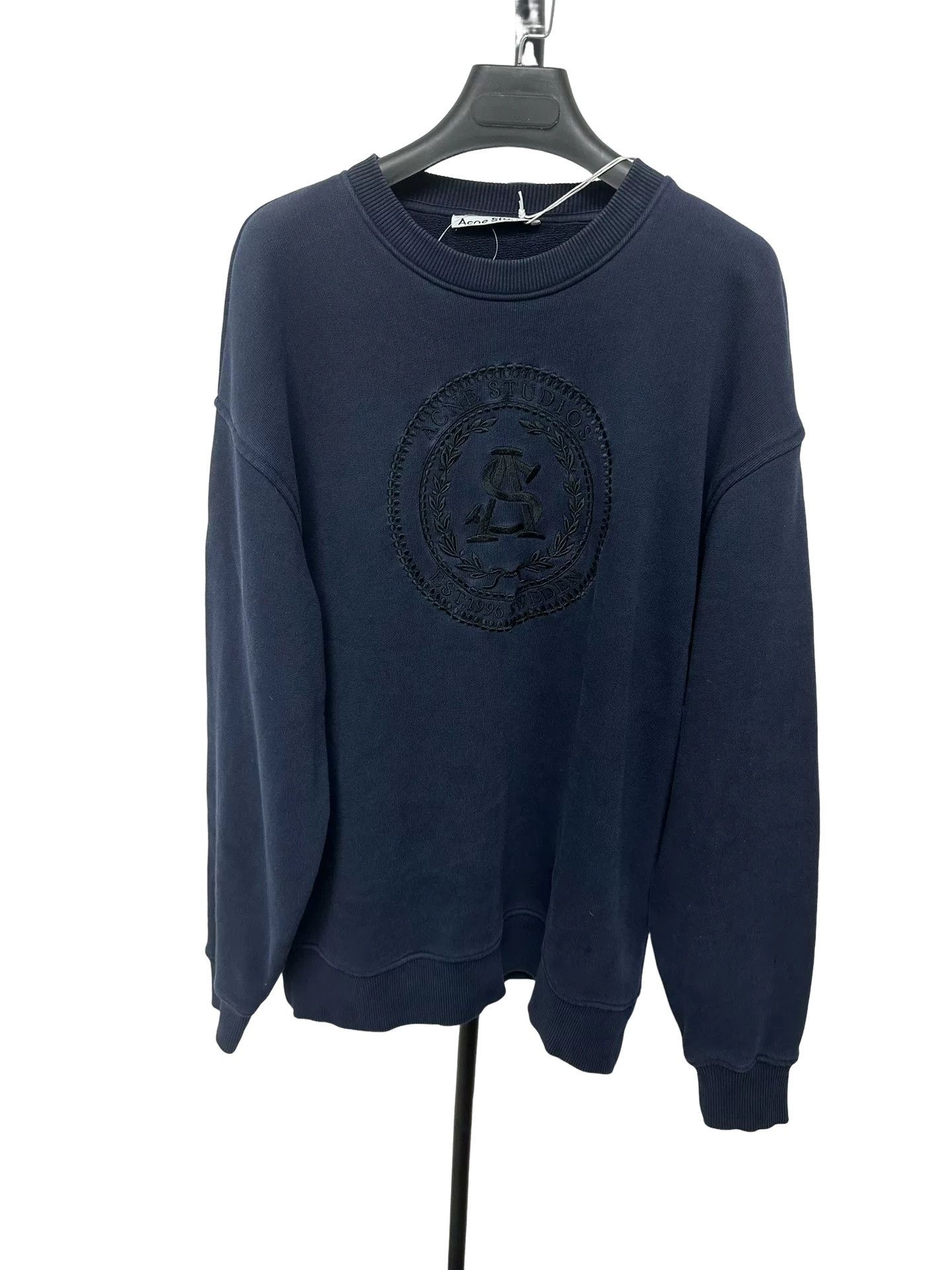 Acne Studios Acne Studios Embroidered Crest Sweatshirt S Size US S / EU 44-46 / 1 - 1 Thumbnail