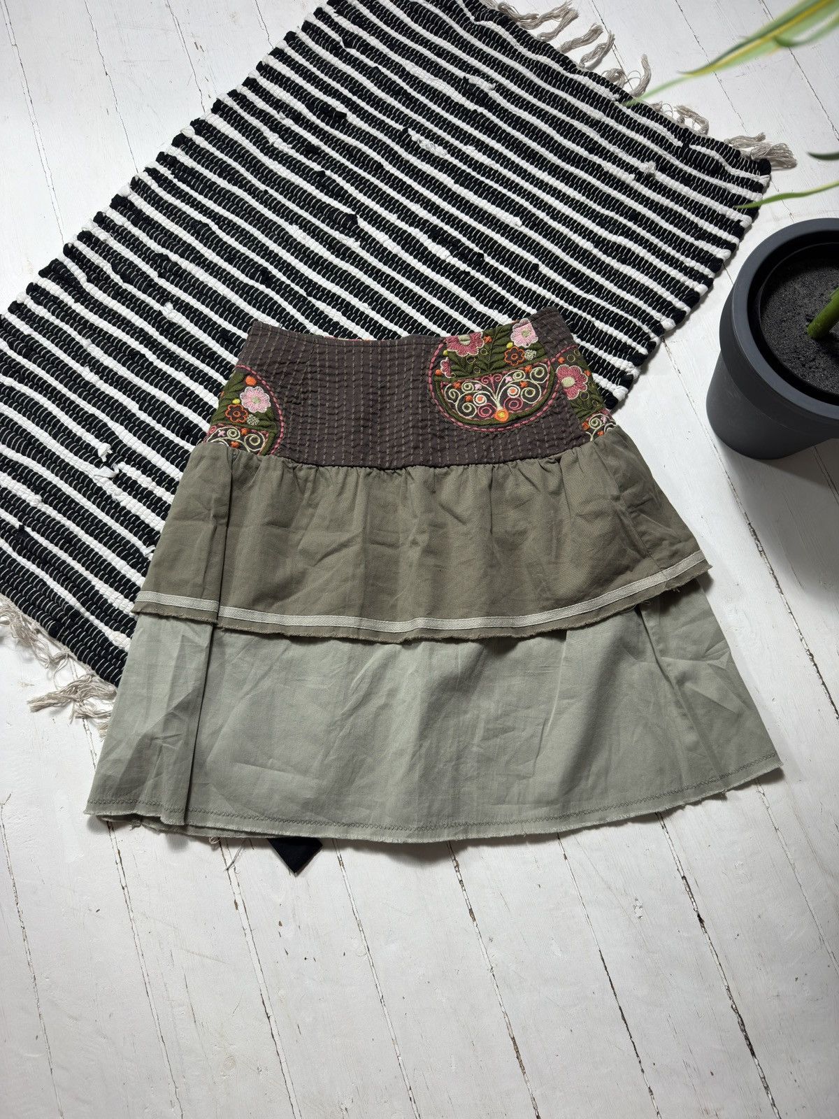 Kenzo VINTAGE KENZO 2000s MIDI SKIRT Size 28" / US 6 / IT 42 - 8 Thumbnail