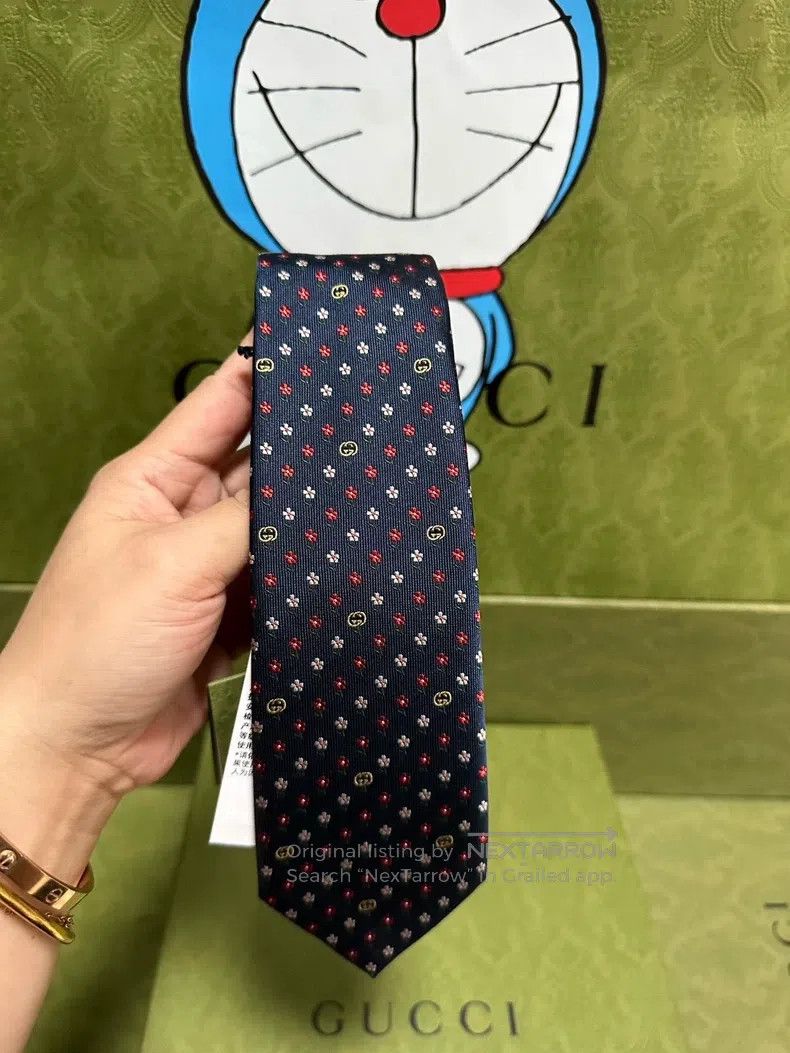 Gucci Gucci Red and white flower embroidered tie Size ONE SIZE - 2 Thumbnail