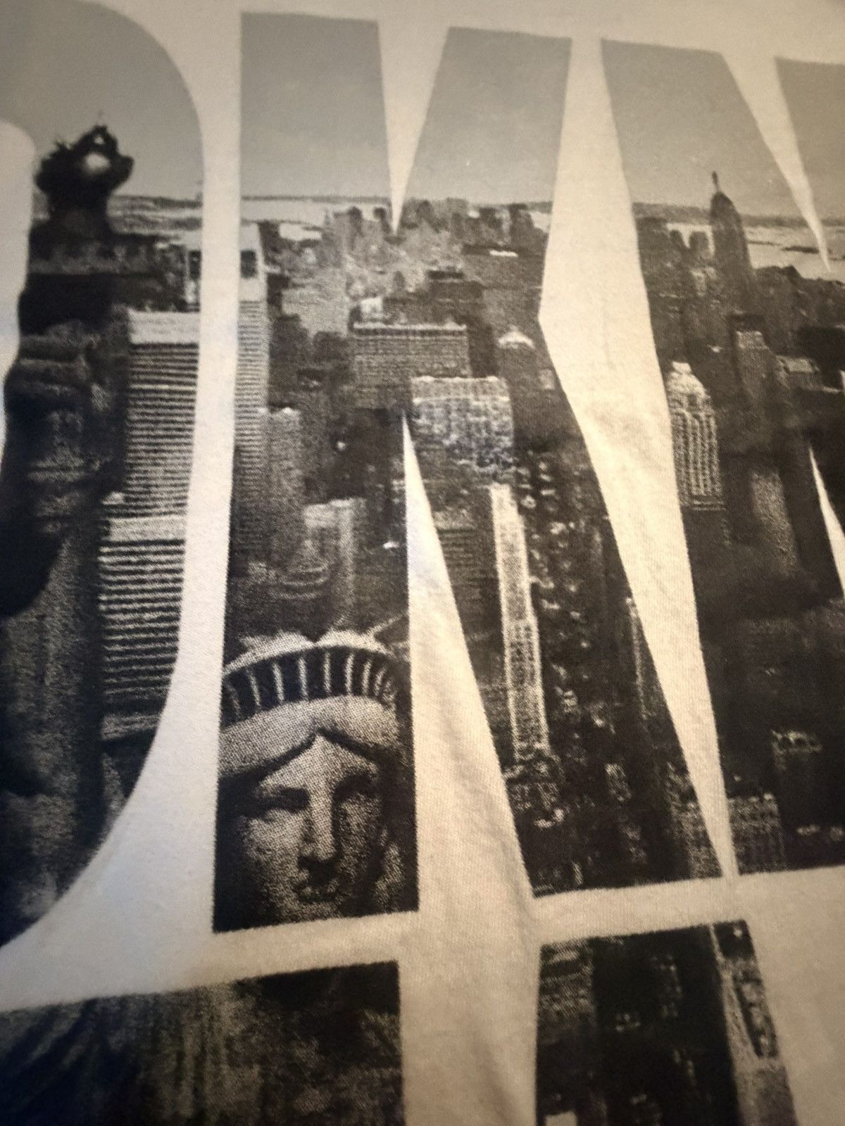 Other DKNY NEW YORK CITY Tshirt Size XXL / US 16-18 / IT 52-54 - 2 Thumbnail