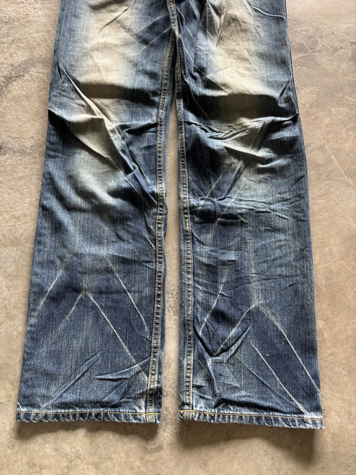 Karakuri Tamashii ONIARAI JAPANESE DENIM washed whiskered mud rusty style Size US 31 - 11 Thumbnail