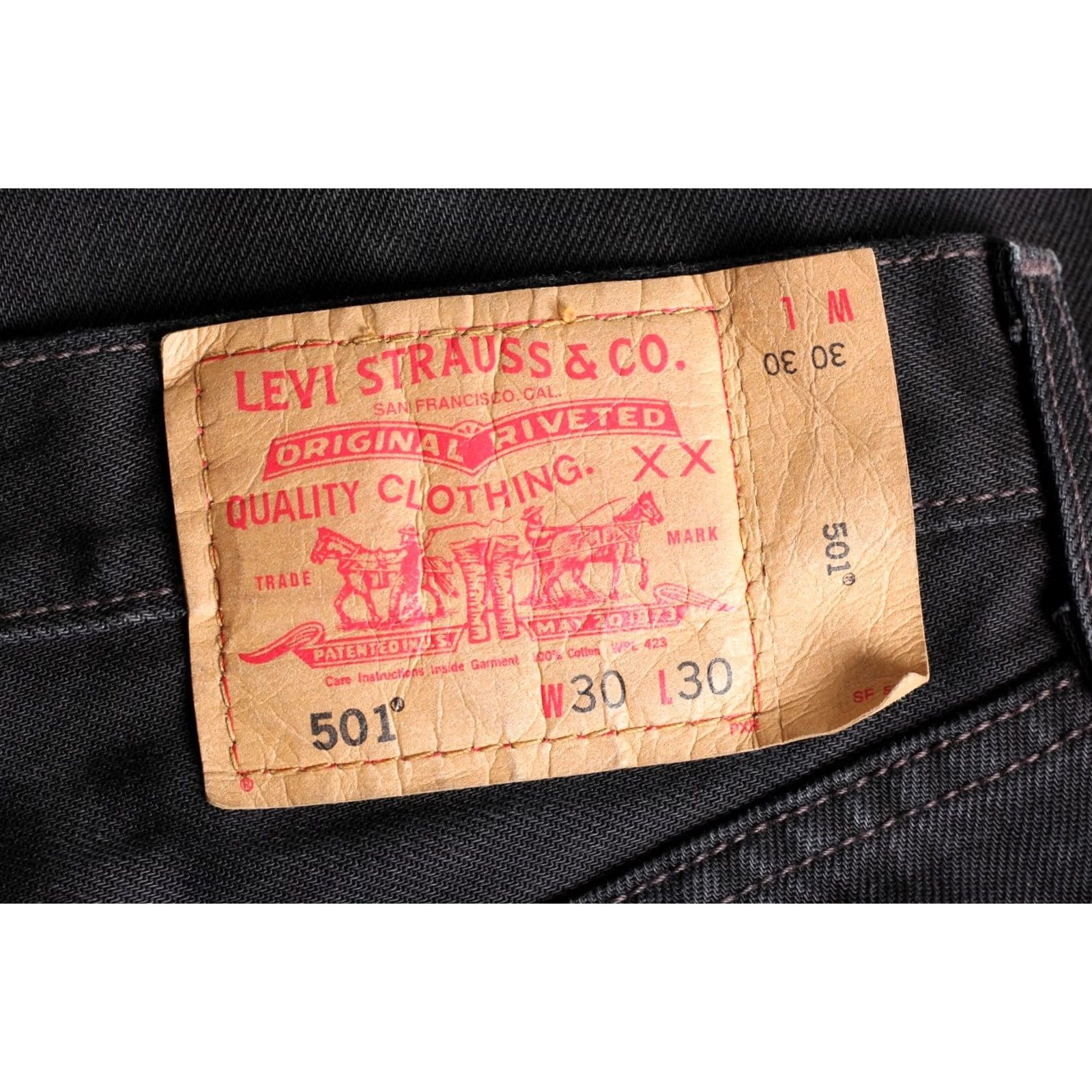 Levi's VINTAGE Levi's 501 Jeans Men 30x30 Regular Straight Denim Jeans Black Guatemala DZ7190 5-Pocket Mens Size US 30 / EU 46 - 2 Thumbnail