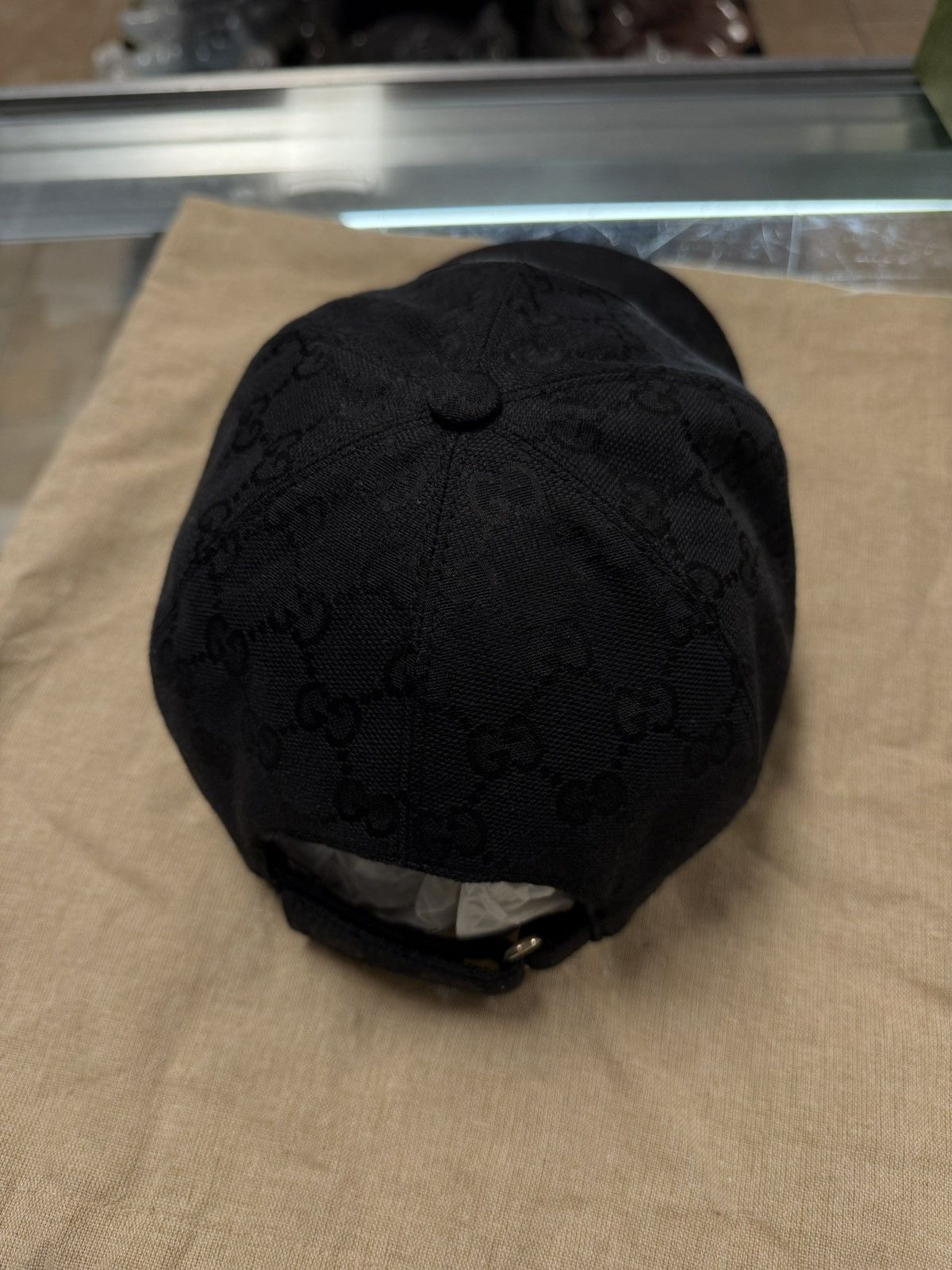 Gucci Gucci Black Logo Hat 100% Authentic Clean 🧼 Size ONE SIZE - 5 Thumbnail