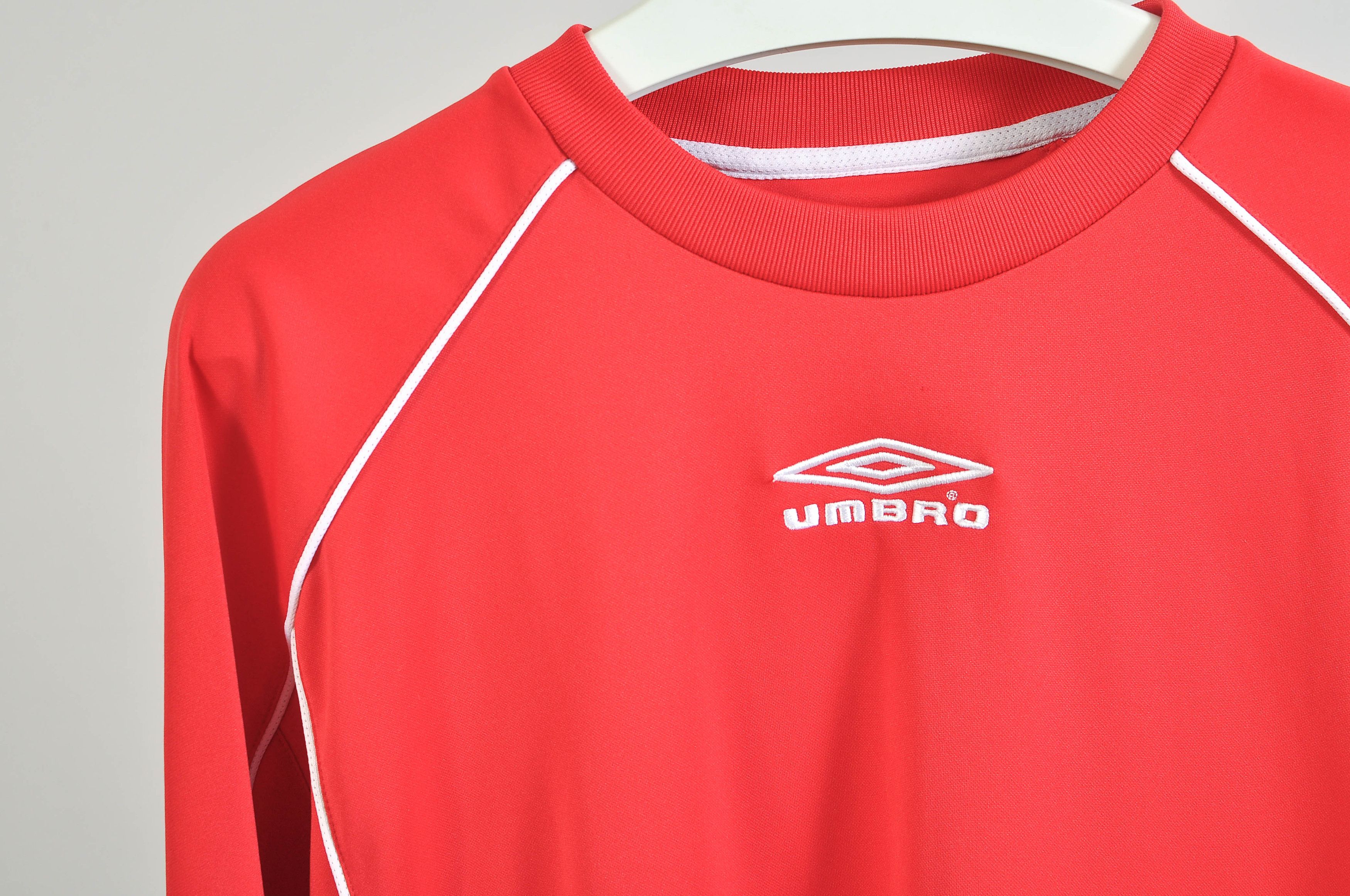Umbro Umbro Long Sleeve Sport Top Red | Retro Football Jersey XXL Size US XXL / EU 58 / 5 - 2 Thumbnail