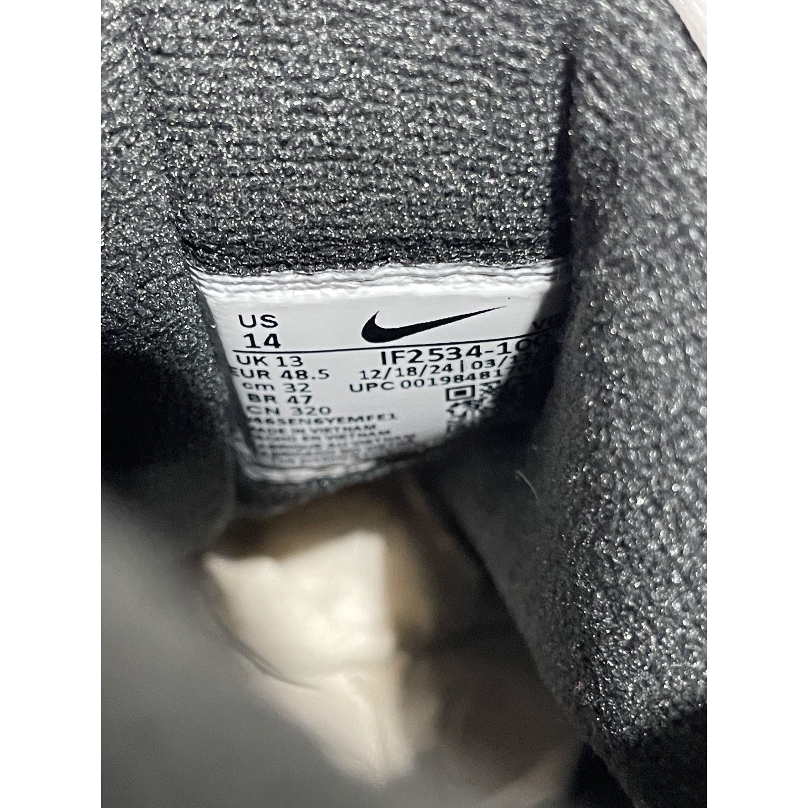 Nike NIKE AIR DIAMOND TURF MUST BE MONEY SIZE 14 NEW Size US 14 / EU 47 - 5 Thumbnail