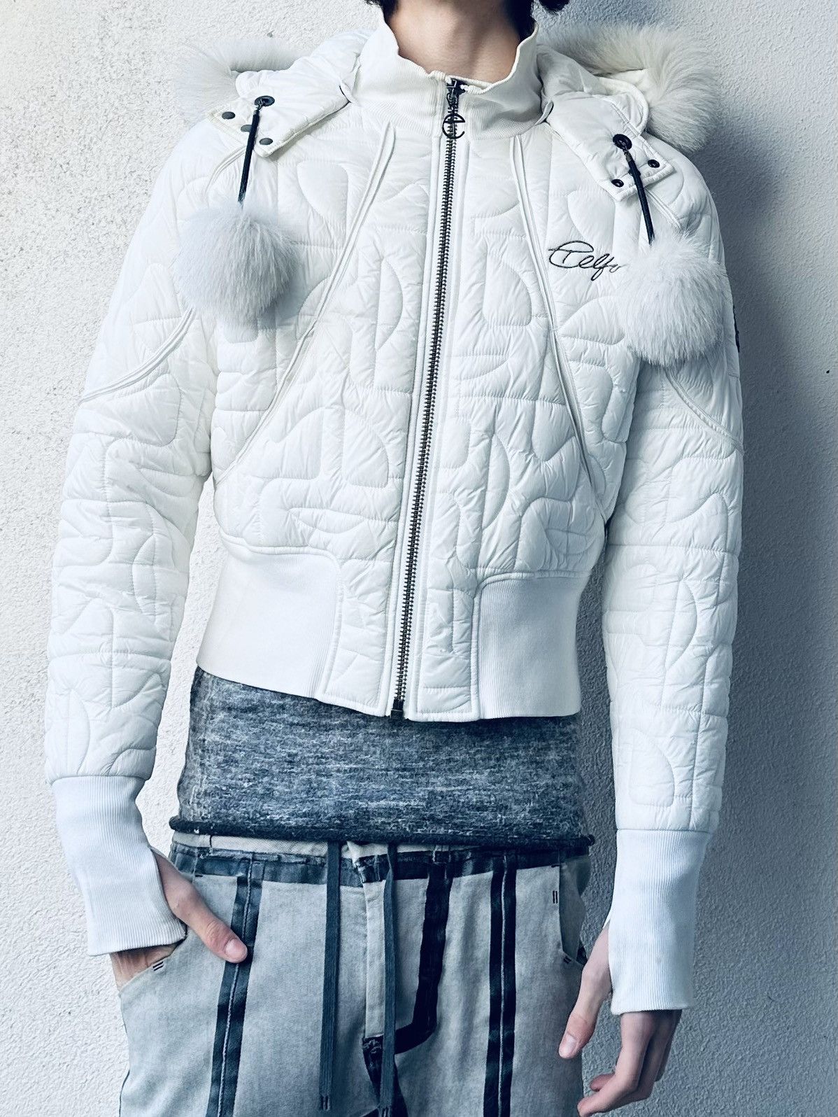 Moose Knuckles × Telfar Telfar x Moose Knuckles FW21 Cropped Fox Fur Bomber Jacket Size US M / EU 48-50 / 2 - 3 Thumbnail