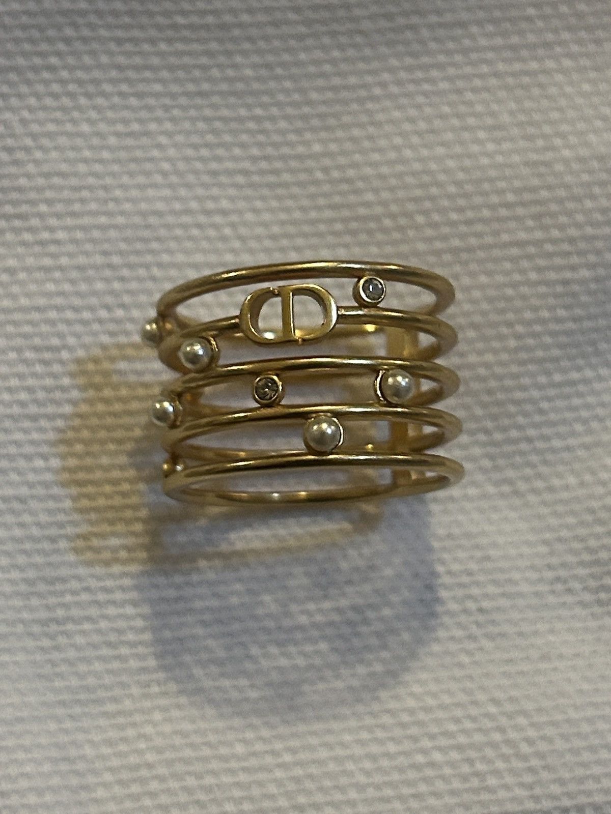 Dior Dior D-BACKSTAGE RING Gold-Finish Metal White Resin Pearls Size ONE SIZE - 9 Thumbnail