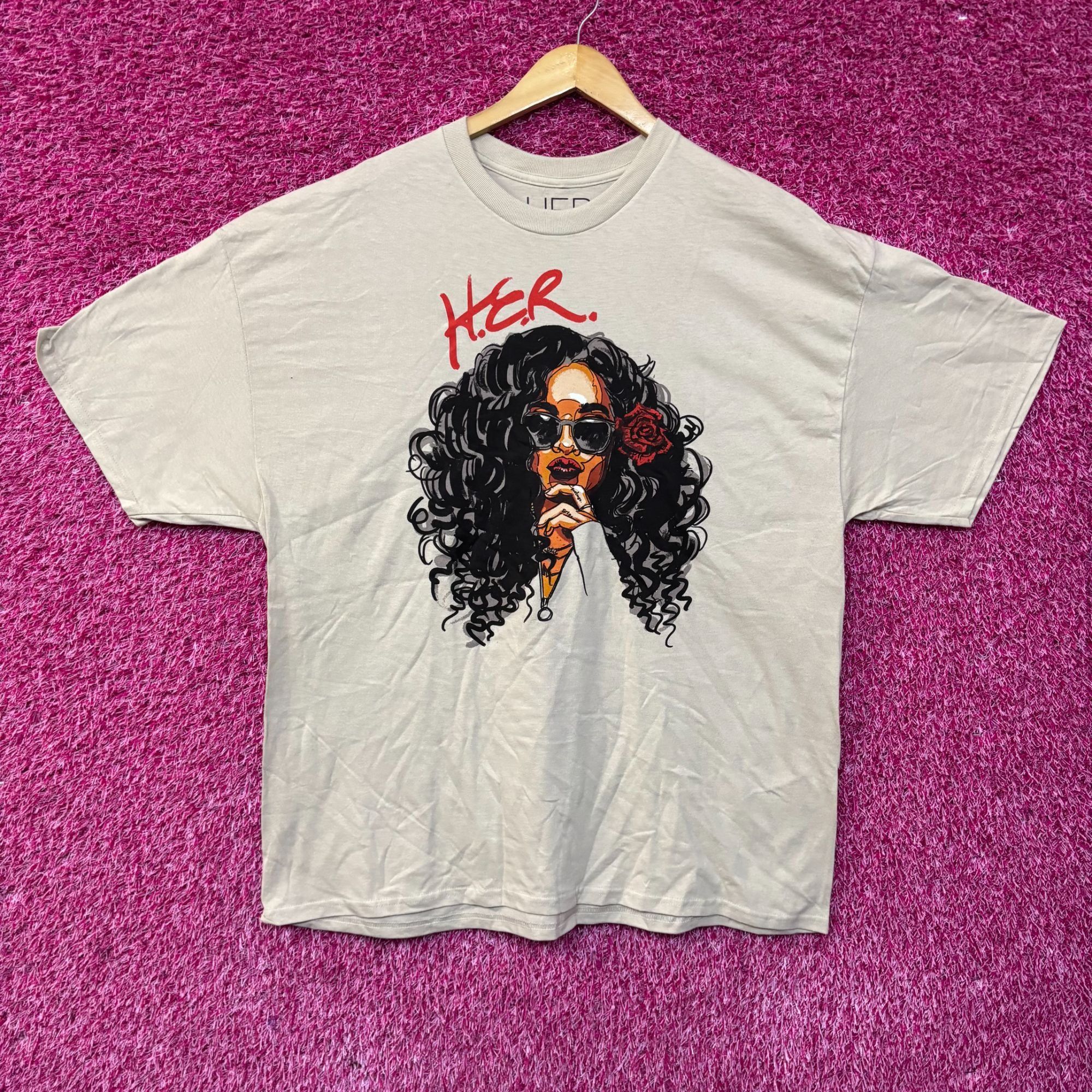 Other H.E.R Artwork Portrait Graphic Design T-Shirt 2XL Size US XXL / EU 58 / 5 - 1 Thumbnail