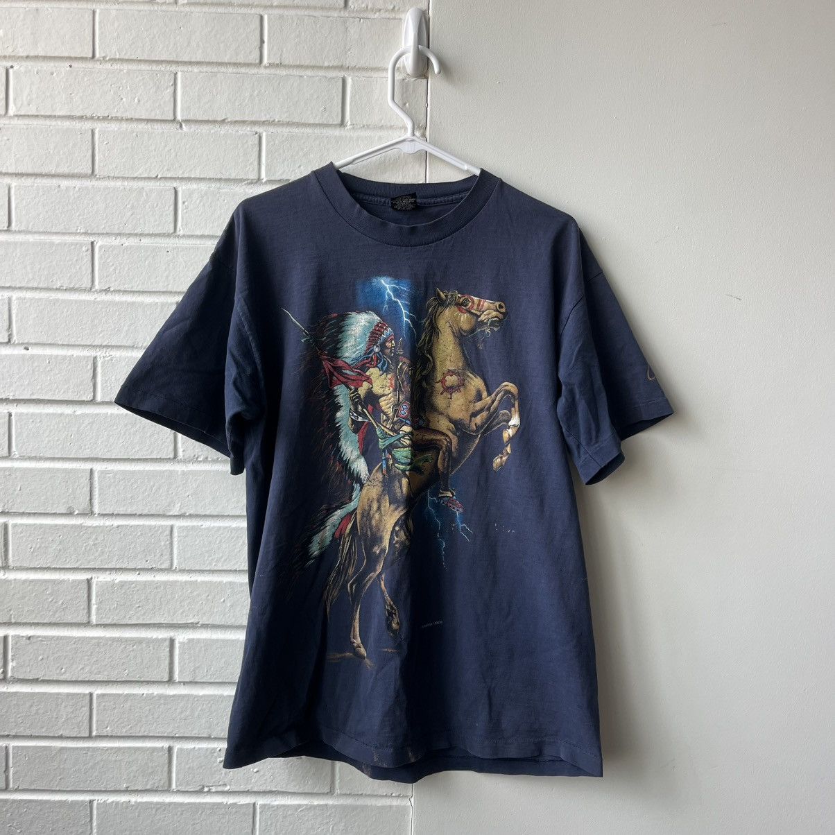 VINTAGE NATIVE AMERICAN HORSE GRAPHIC TEE