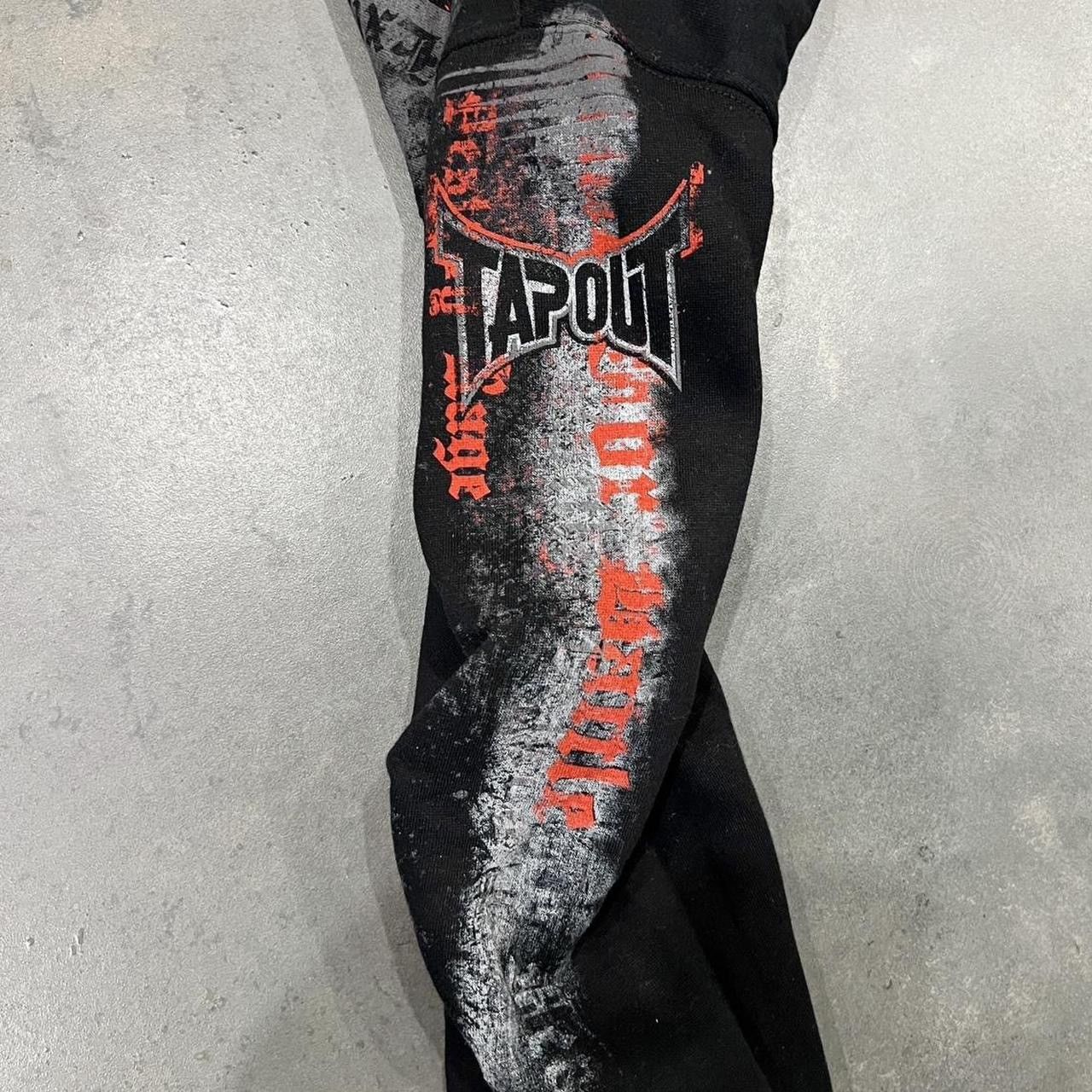 Tapout TAPOUT BLOOD FIGHT VINTAGE 2000s RARE Y2K HOODIE BATTLE BNWT Size US S / EU 44-46 / 1 - 3 Thumbnail