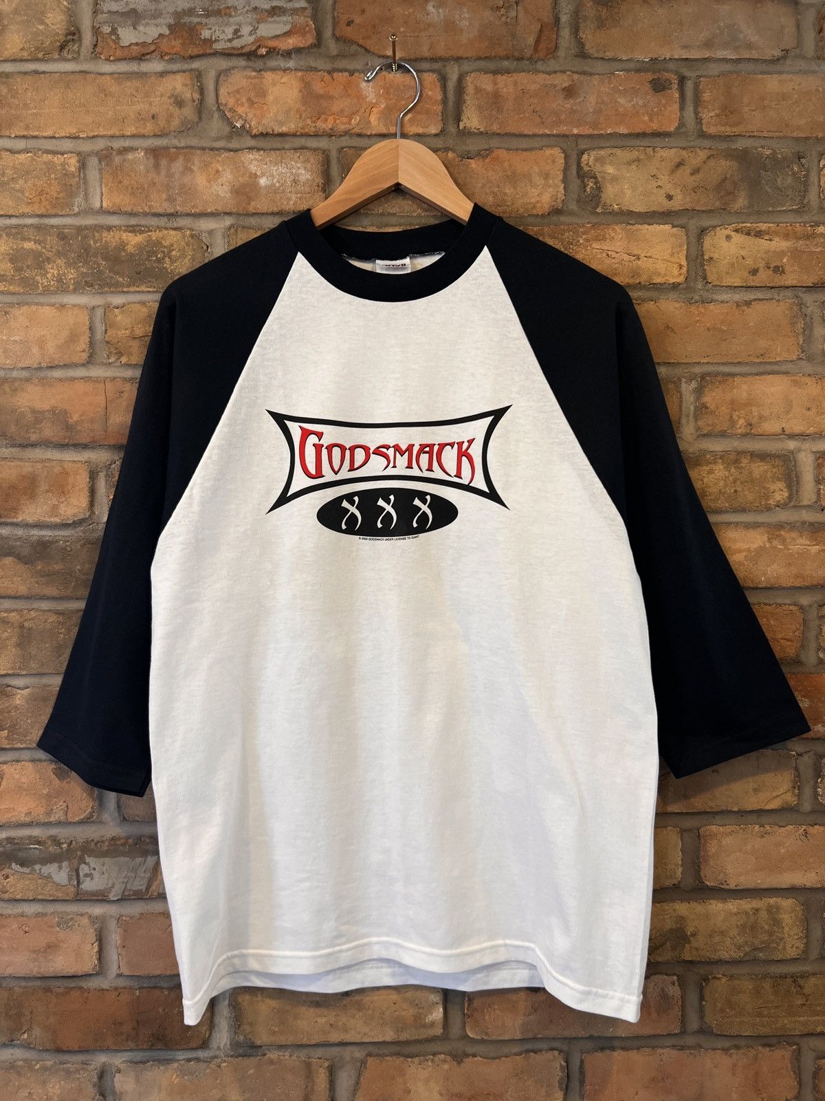 00’ Godsmack Middle Fingers Baseball T Shirt